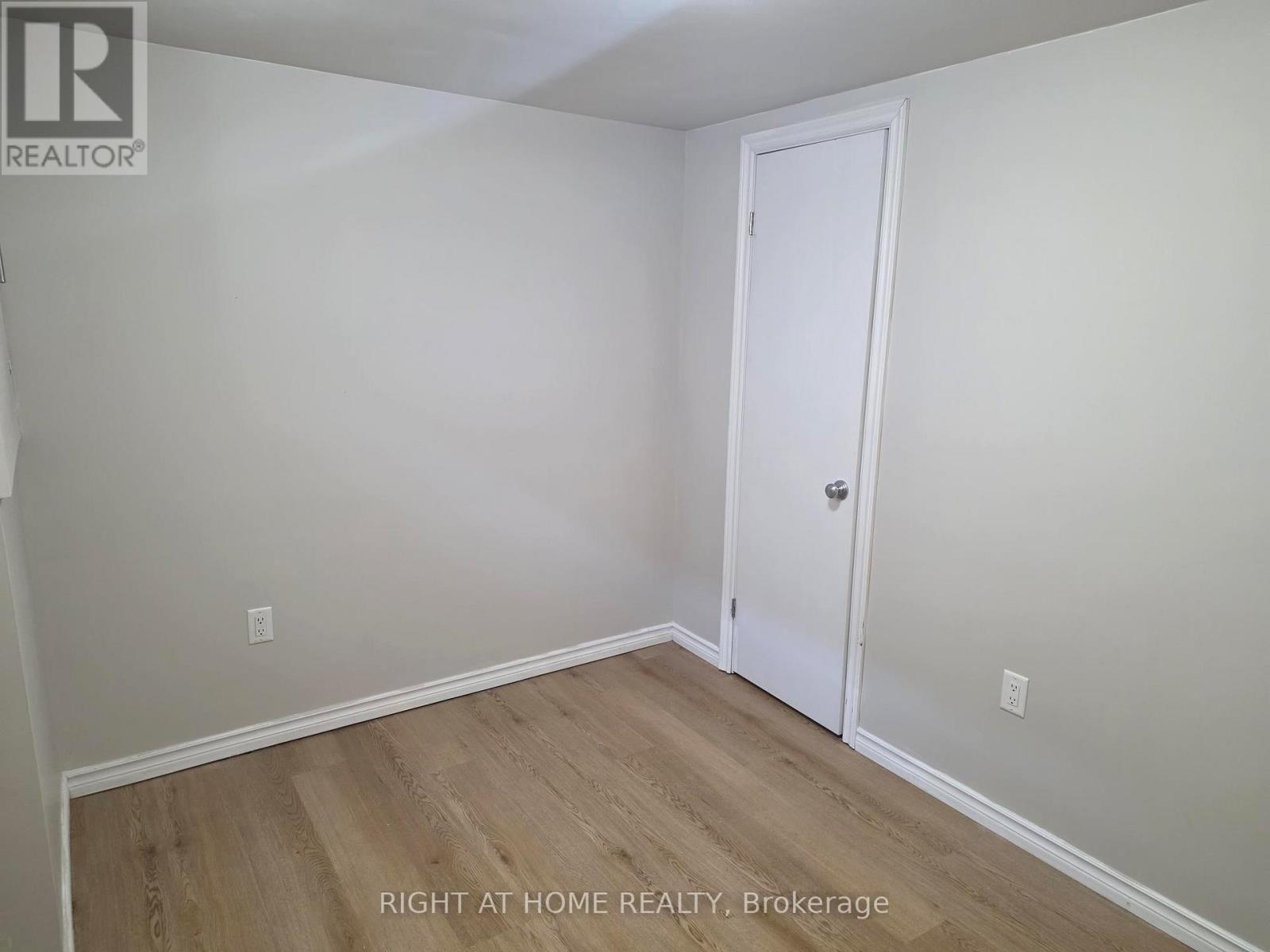 Lower - 35 Oak Street, Barrie, Ontario  L4M 3V3 - Photo 13 - S13814166