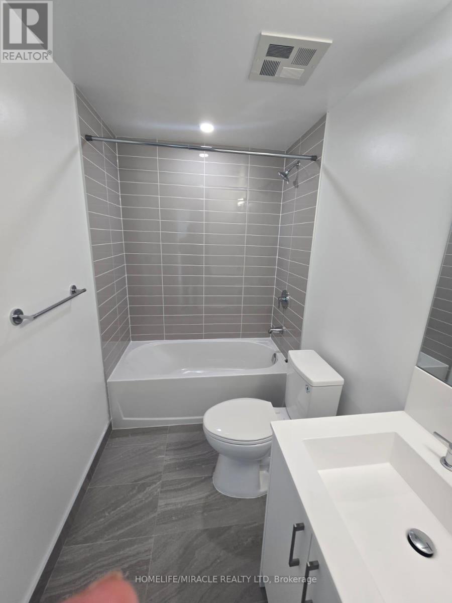 2319 - 4010 Eglinton Avenue W, Toronto, Ontario  M9A 0G5 - Photo 6 - W13814158