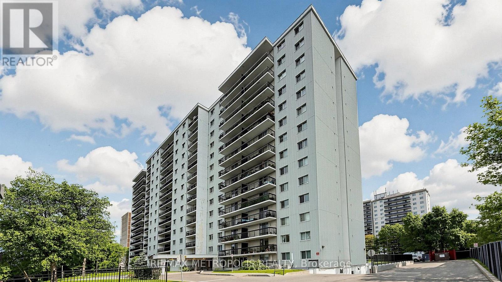 310 - 1100 CAVEN STREET, Mississauga, Ontario