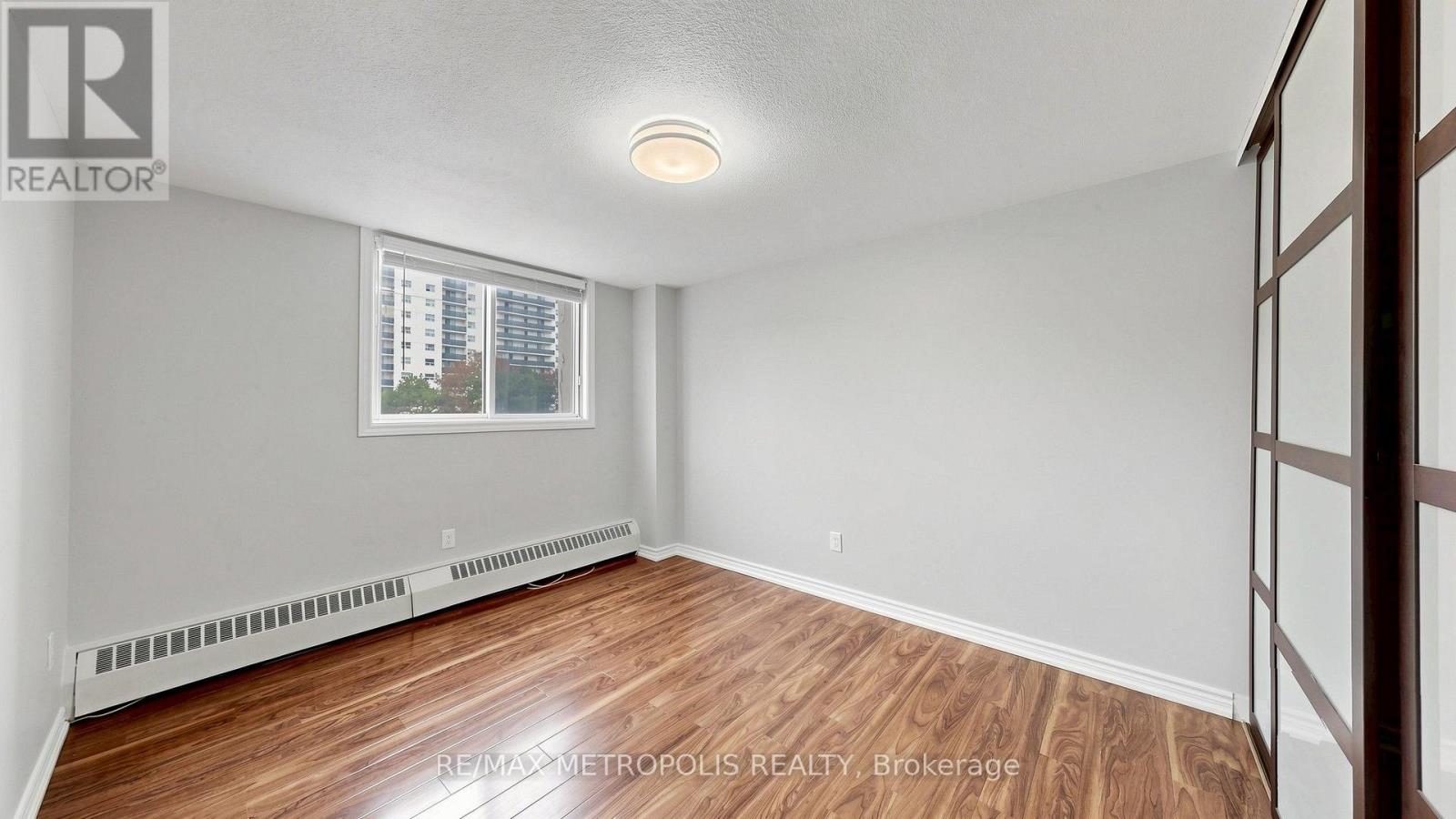 310 - 1100 Caven Street, Mississauga, Ontario  L5G 4N3 - Photo 27 - W13814212