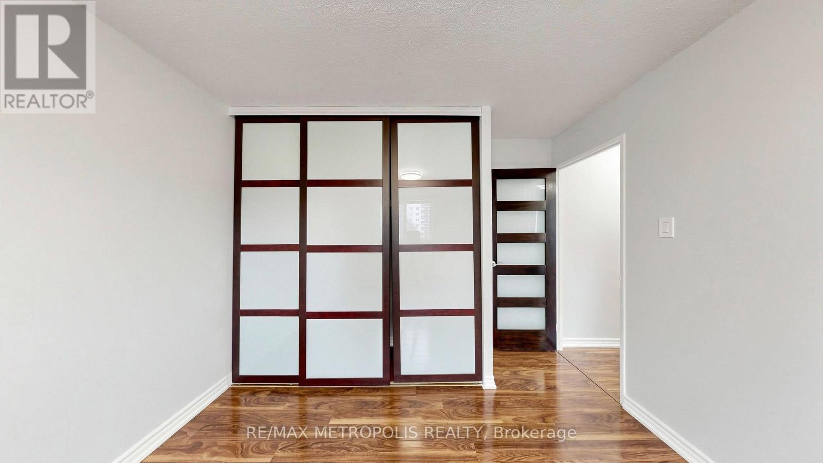 310 - 1100 Caven Street, Mississauga, Ontario  L5G 4N3 - Photo 31 - W13814212