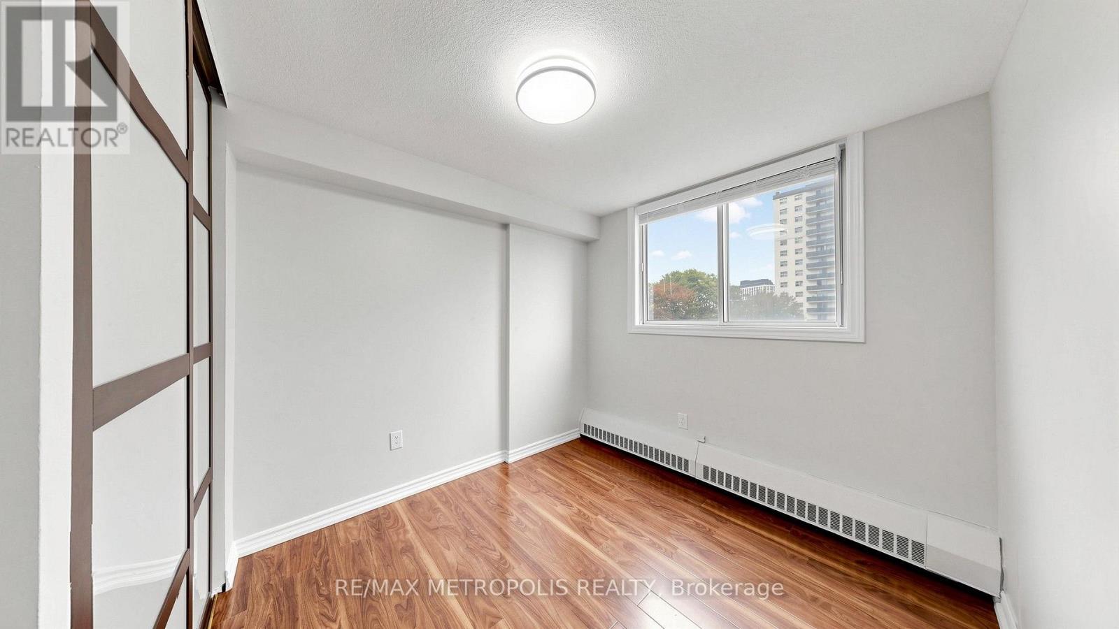 310 - 1100 Caven Street, Mississauga, Ontario  L5G 4N3 - Photo 32 - W13814212