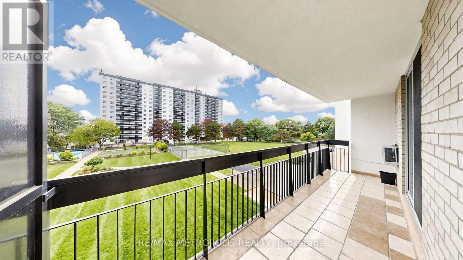 310 - 1100 Caven Street, Mississauga, Ontario  L5G 4N3 - Photo 43 - W13814212
