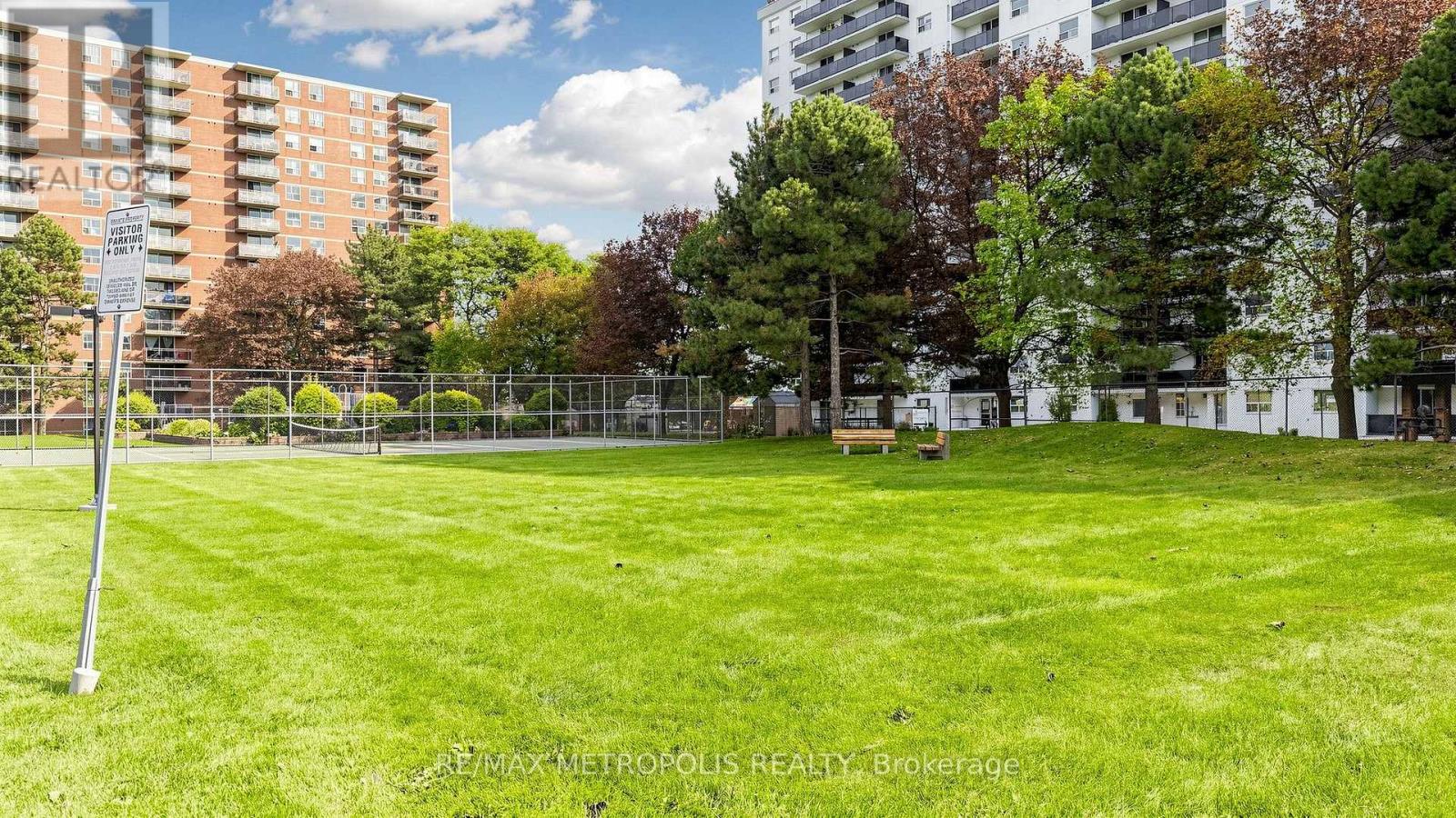 310 - 1100 Caven Street, Mississauga, Ontario  L5G 4N3 - Photo 48 - W13814212
