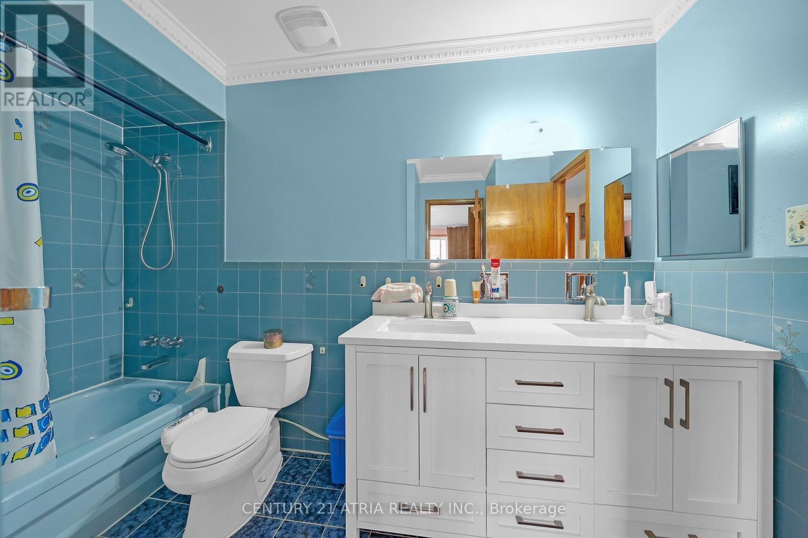 34 Sawmill Road, Toronto, Ontario  M3L 2M2 - Photo 18 - W13814266