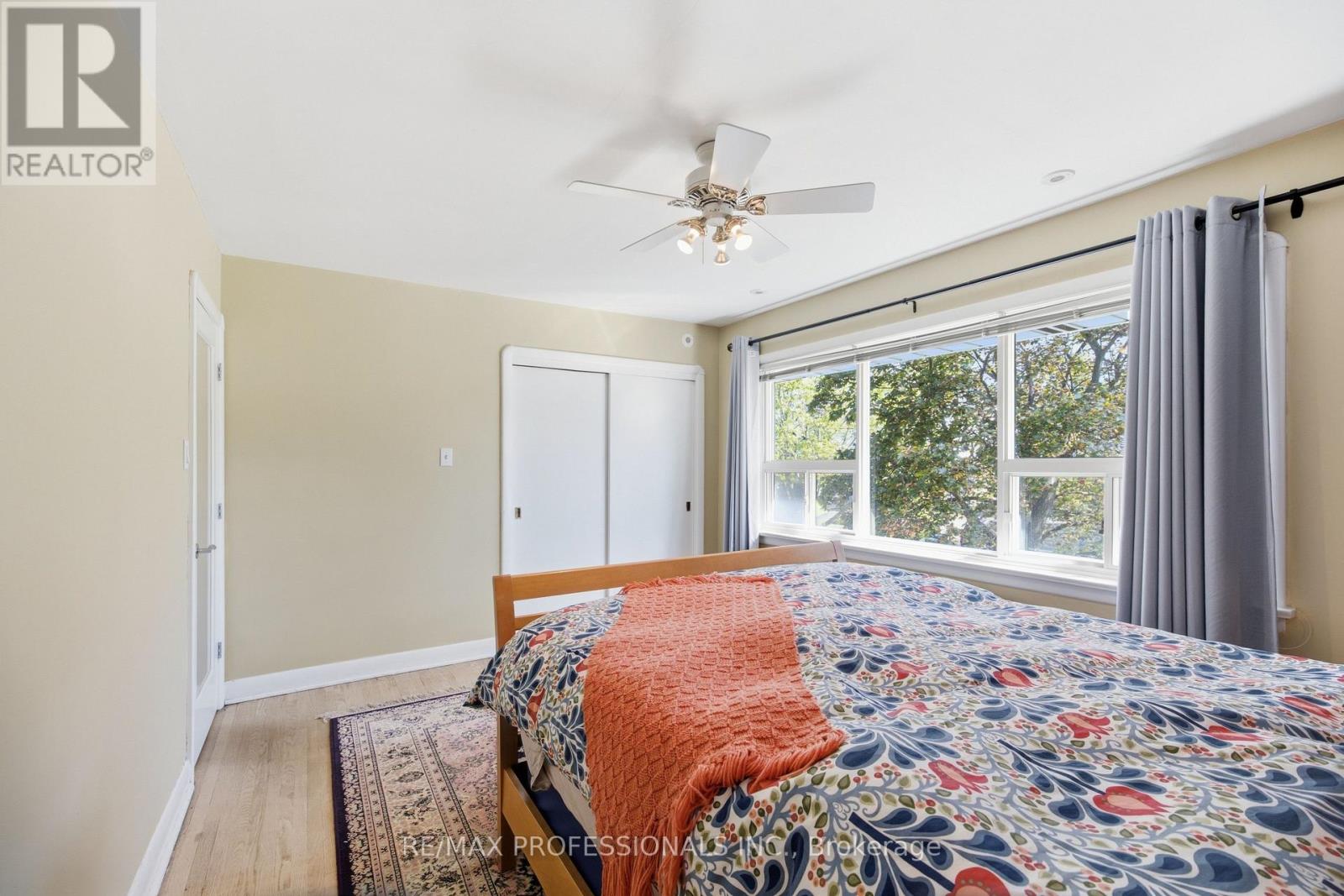 60 Fernalroy Boulevard, Toronto, Ontario  M8Z 3W3 - Photo 20 - W13814272