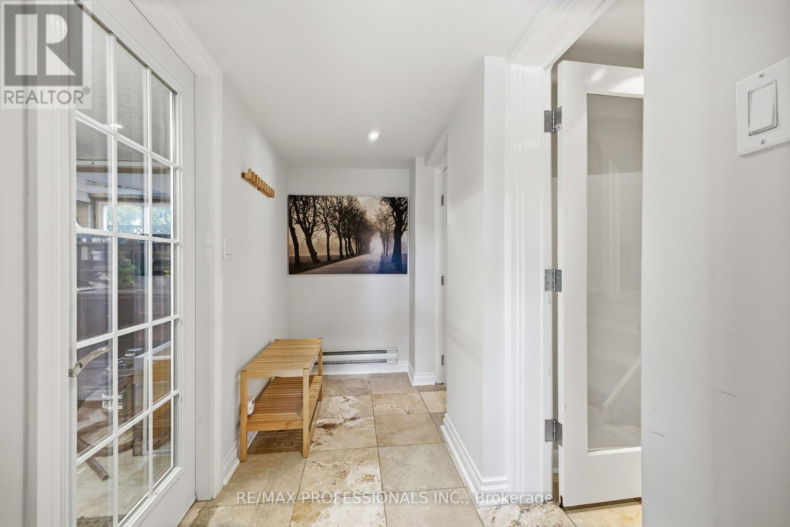 60 Fernalroy Boulevard, Toronto, Ontario  M8Z 3W3 - Photo 29 - W13814272