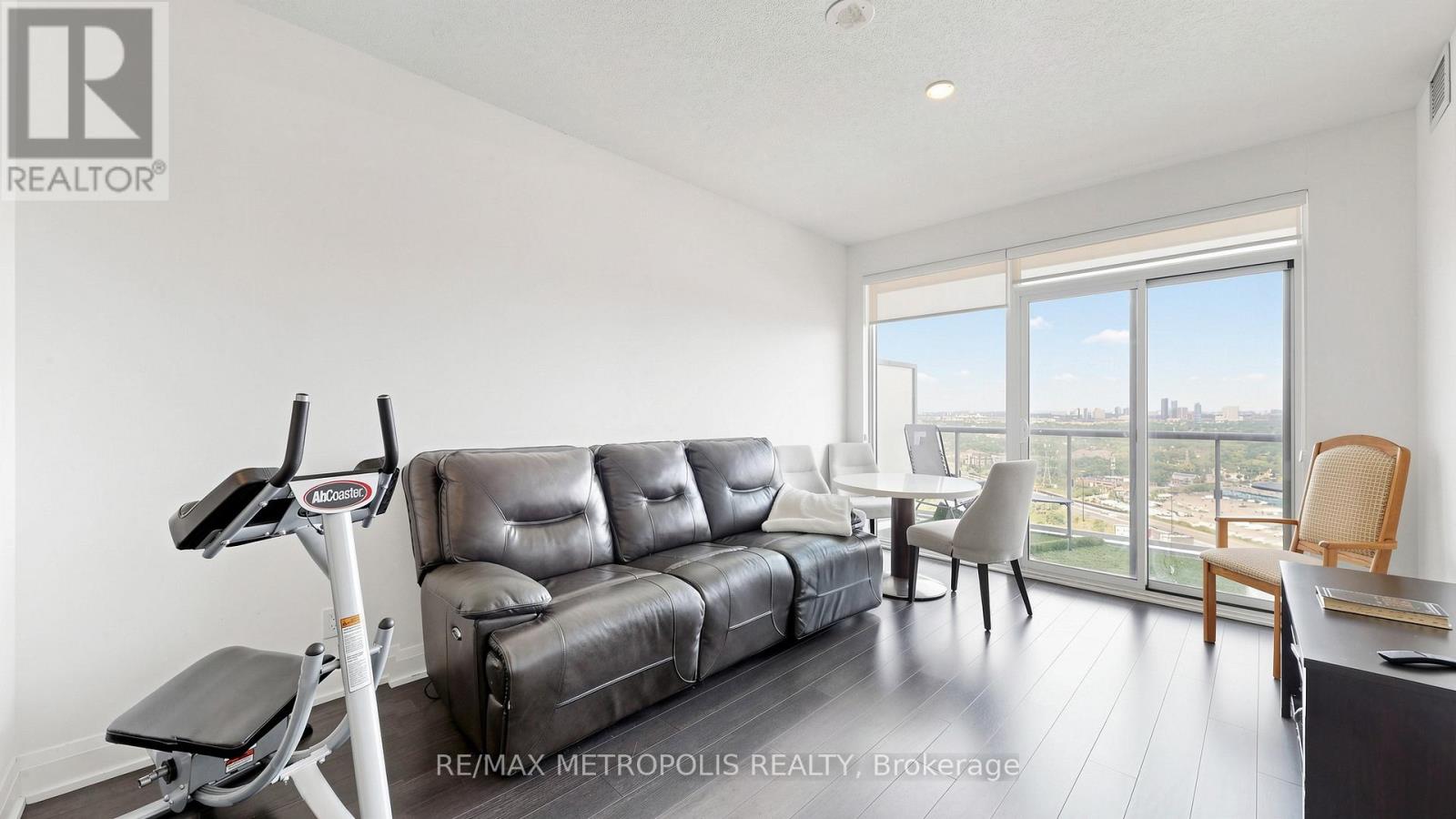 3307 - 56 Annie Craig Drive, Toronto, Ontario  M8V 0C8 - Photo 12 - W13814382