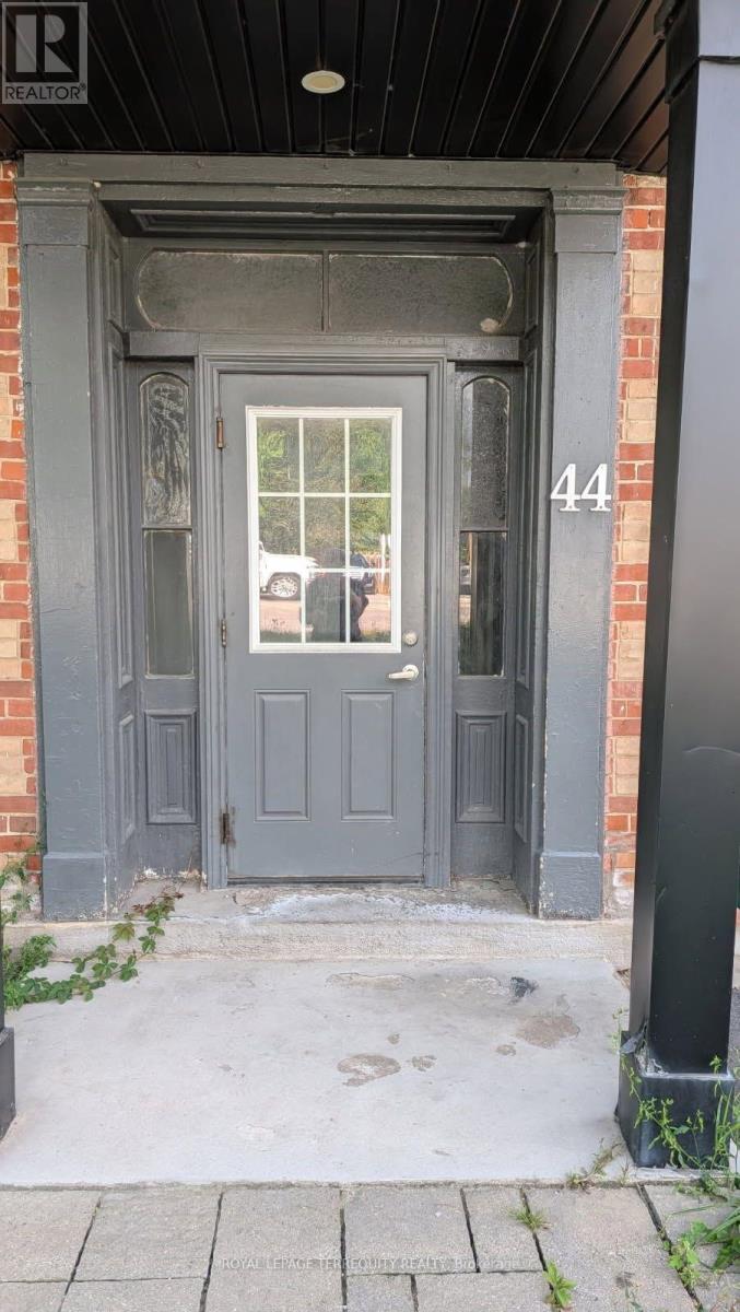 2 - 44 Main Street N, Halton Hills, Ontario  L7G 3G8 - Photo 3 - W13814392