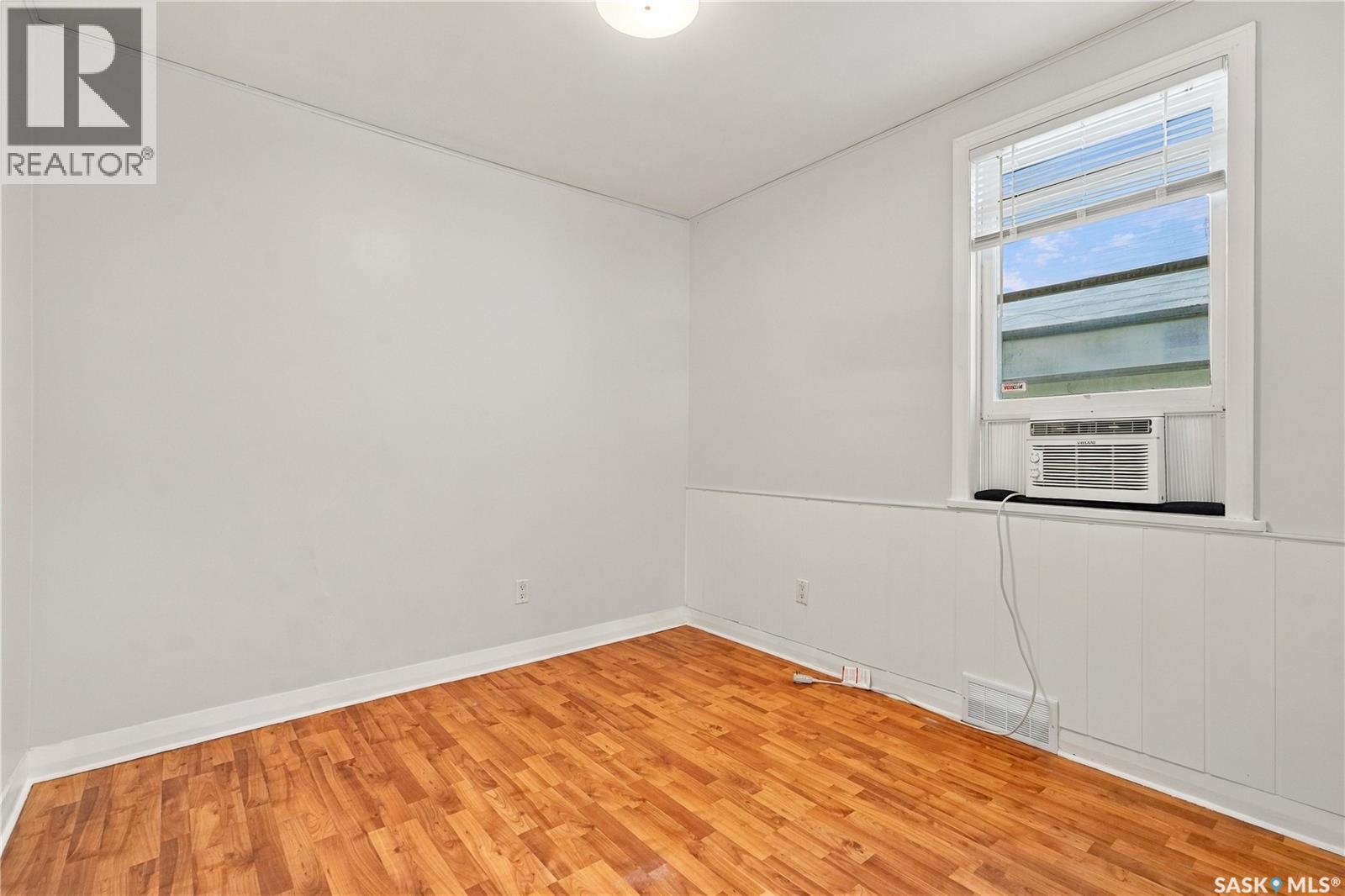 1280 King Street, Regina, Saskatchewan  S4T 4E9 - Photo 11 - SK049053