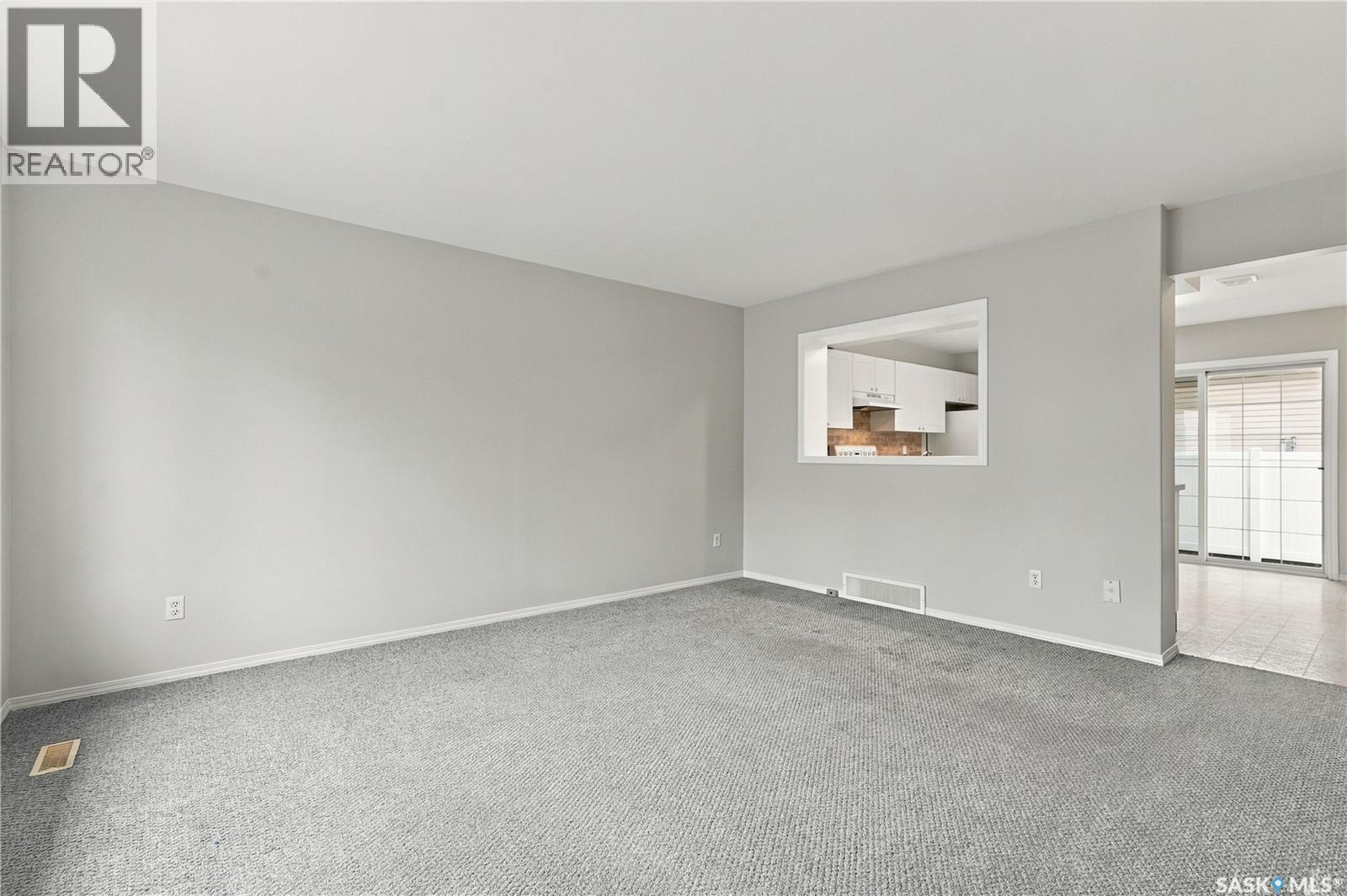 8 809 Kristjanson Road, Saskatoon, Saskatchewan  S7S 1M8 - Photo 4 - SK048441