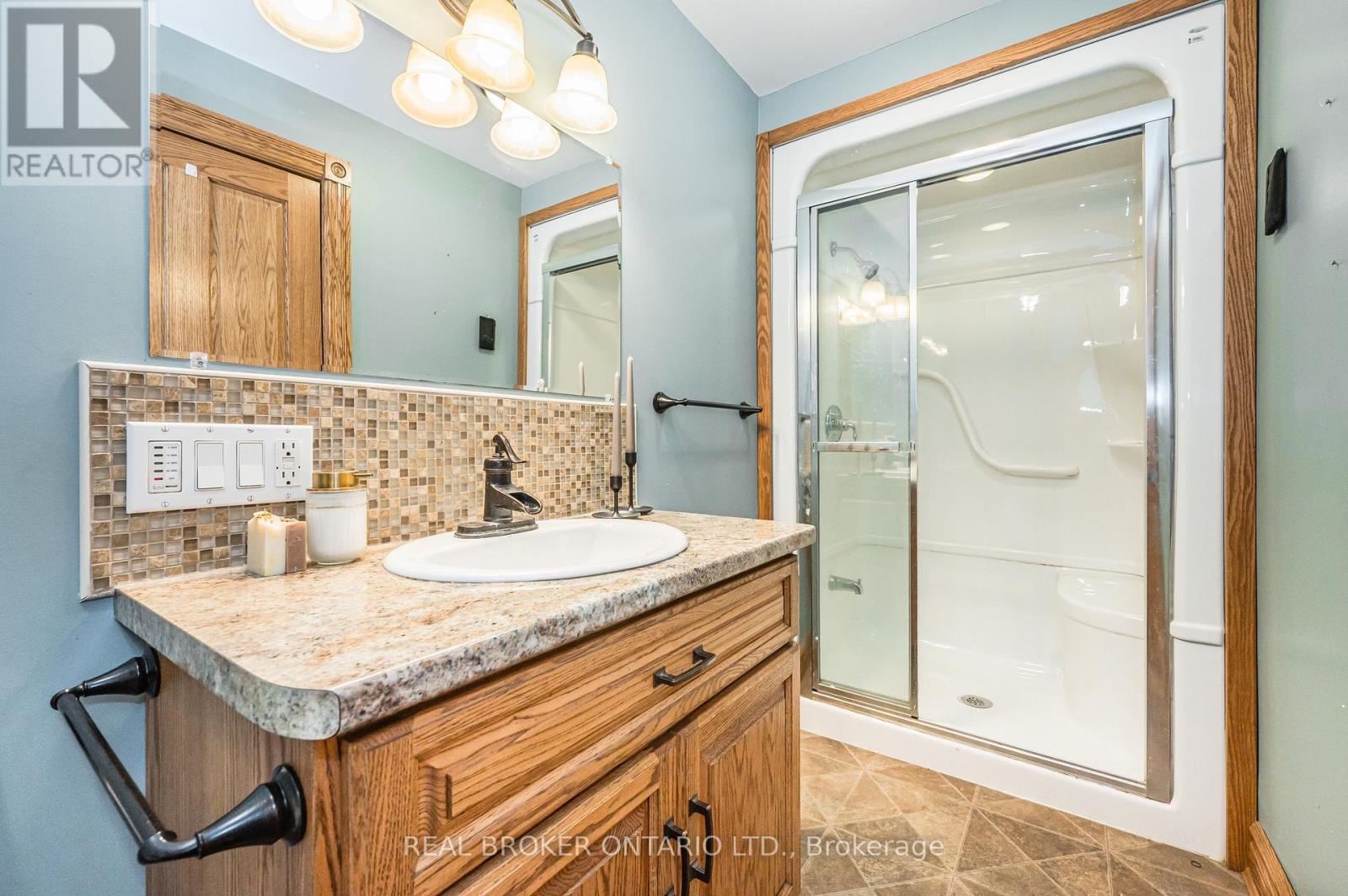 3027 Patrick Street, Howick, Ontario  N0G 1V0 - Photo 15 - X13814136