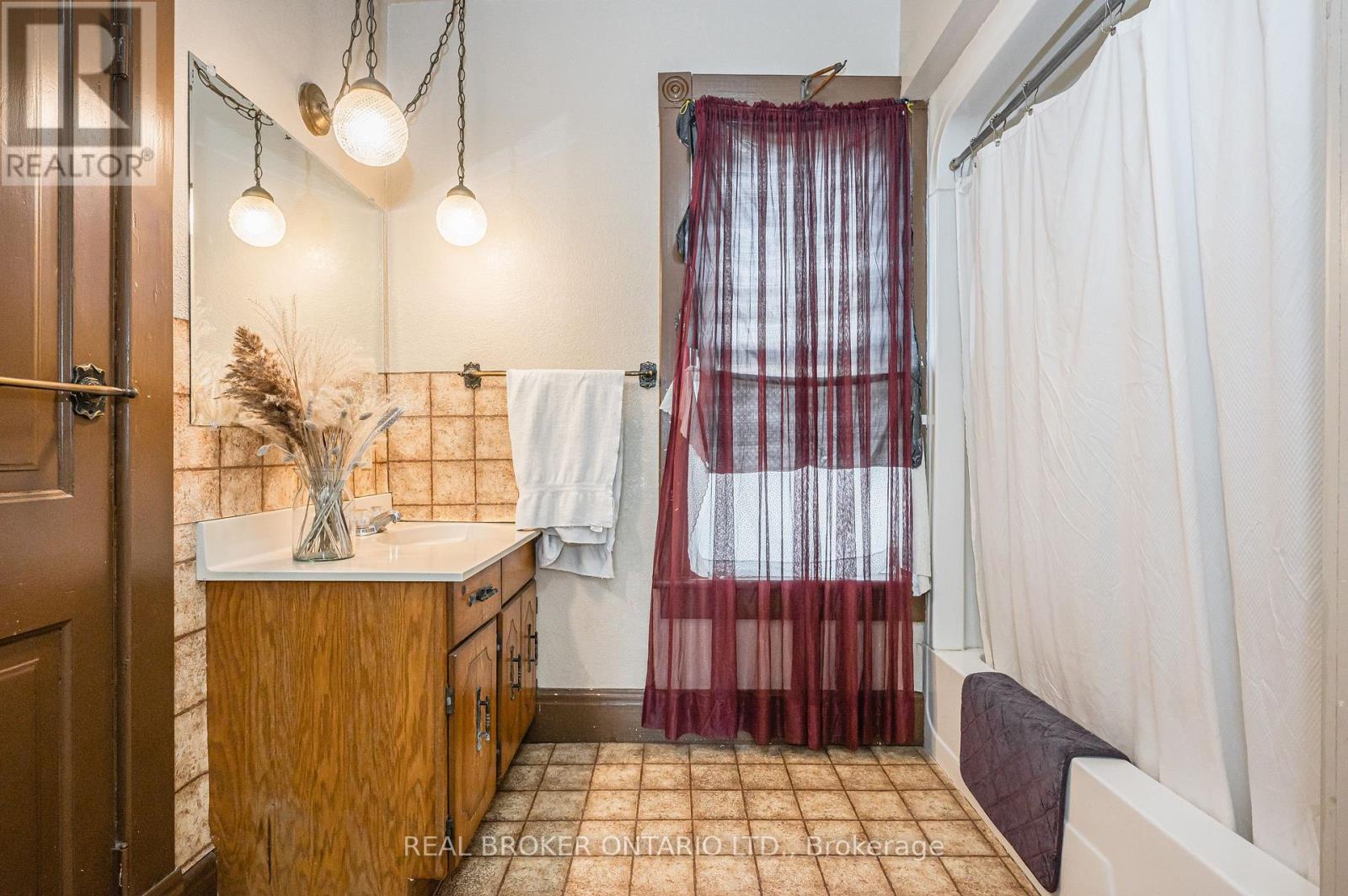 3027 Patrick Street, Howick, Ontario  N0G 1V0 - Photo 29 - X13814136
