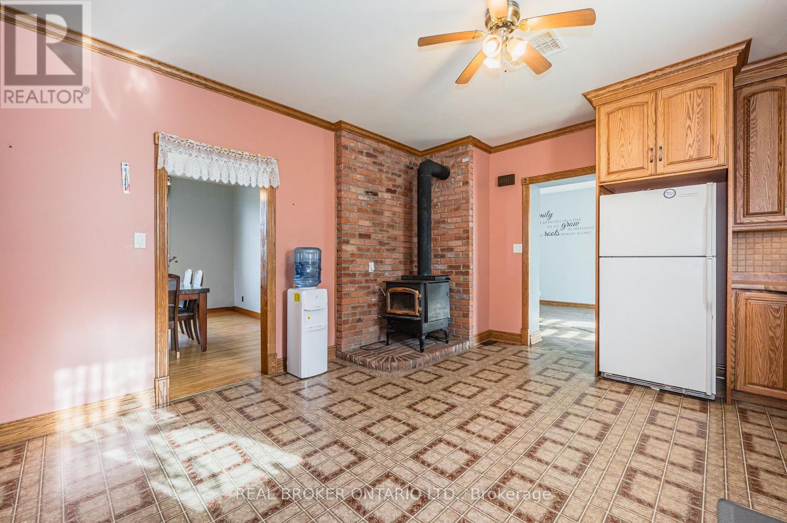 3027 Patrick Street, Howick, Ontario  N0G 1V0 - Photo 8 - X13814136