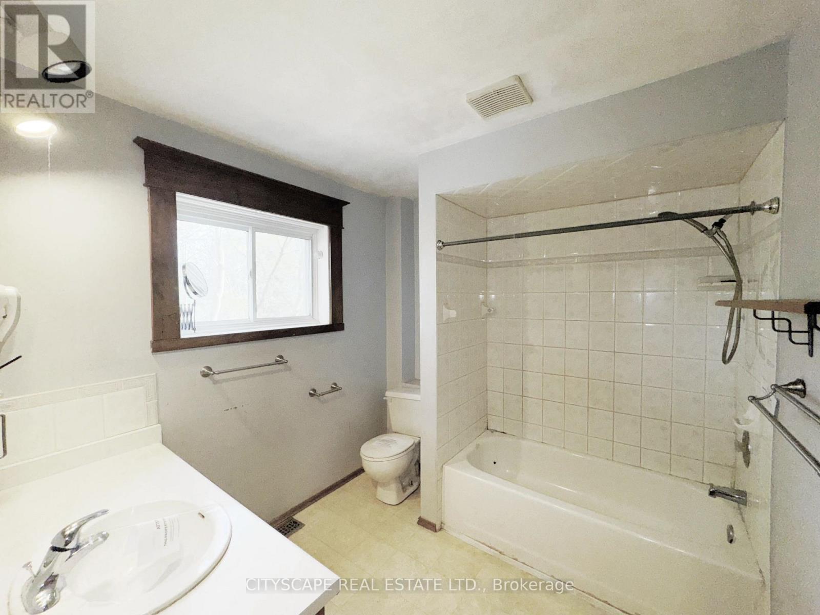 15 Humberstone Avenue, Brantford, Ontario  N3S 7A4 - Photo 18 - X13814282
