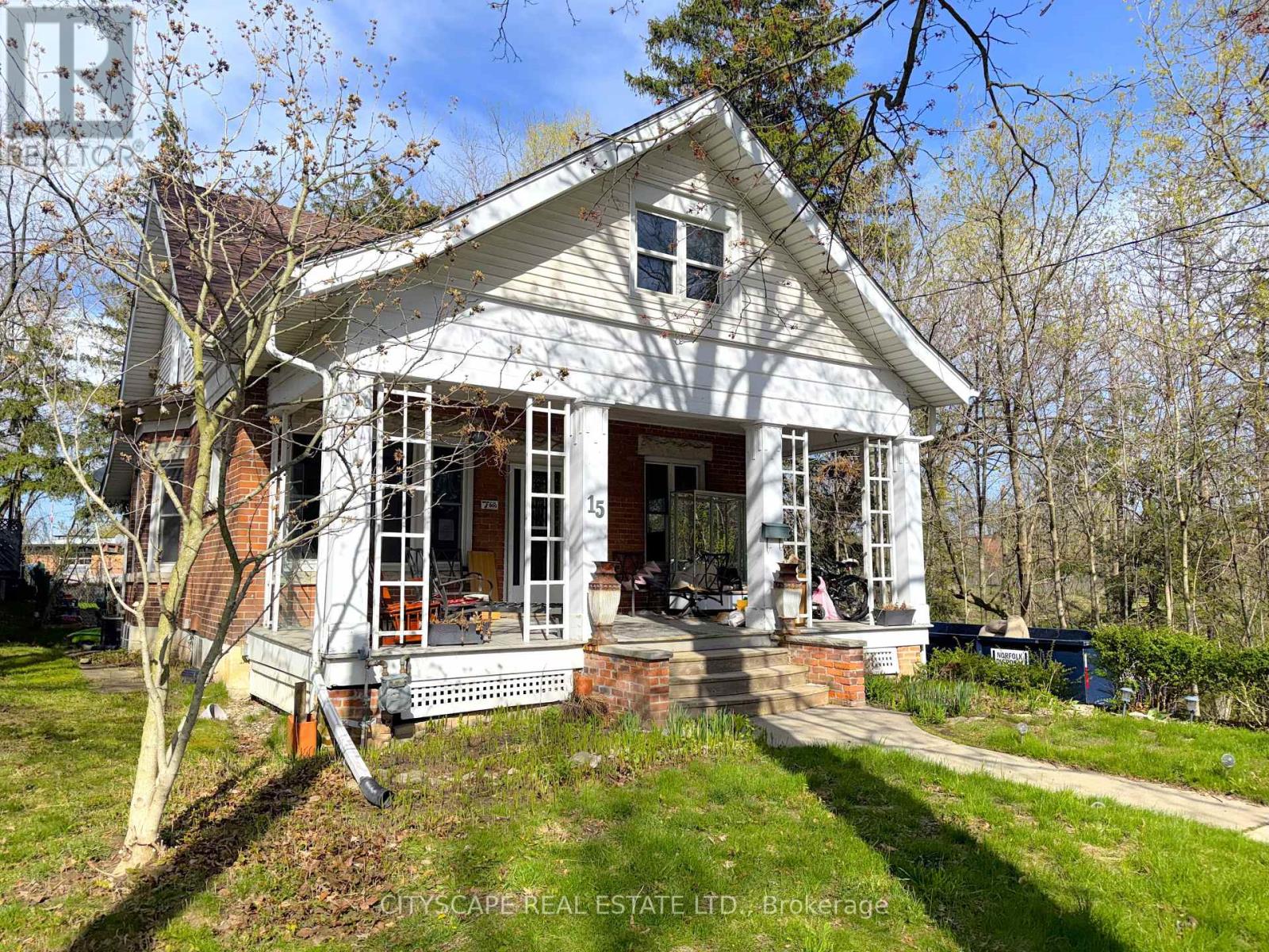 15 Humberstone Avenue, Brantford, Ontario  N3S 7A4 - Photo 3 - X13814282