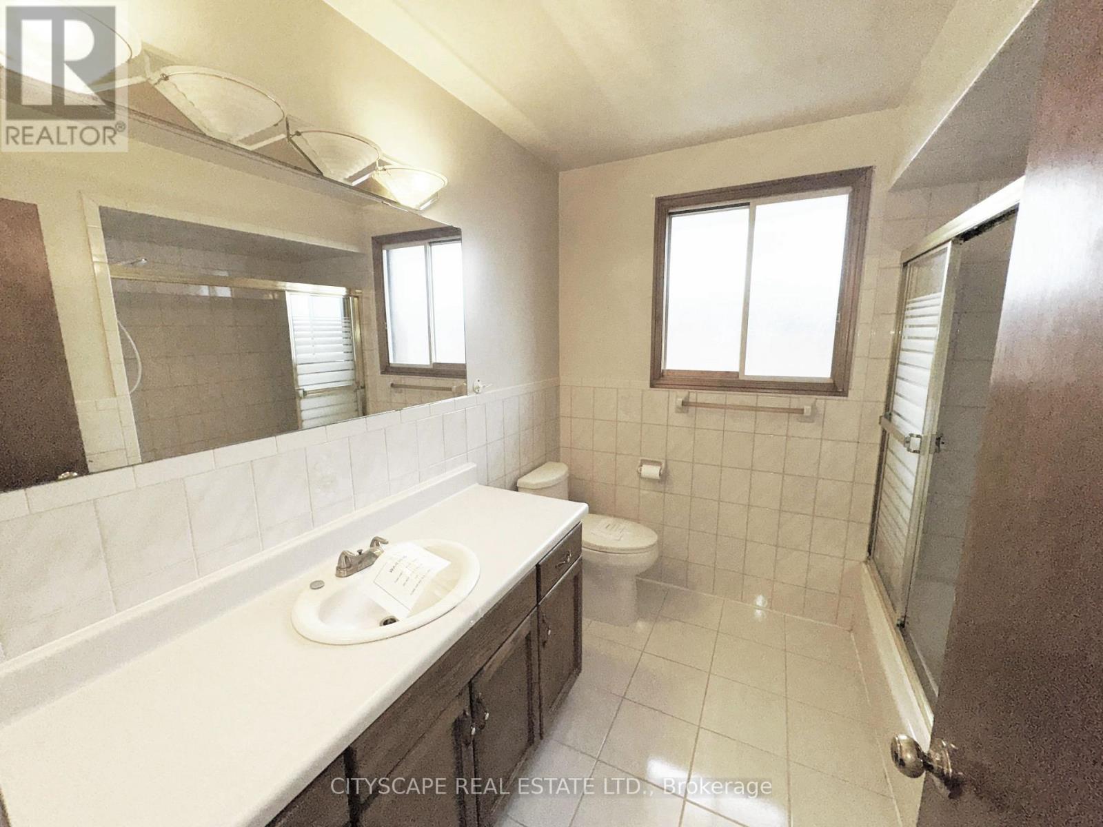 7 Quincy Court, Hamilton, Ontario  L8W 2T4 - Photo 25 - X13814318
