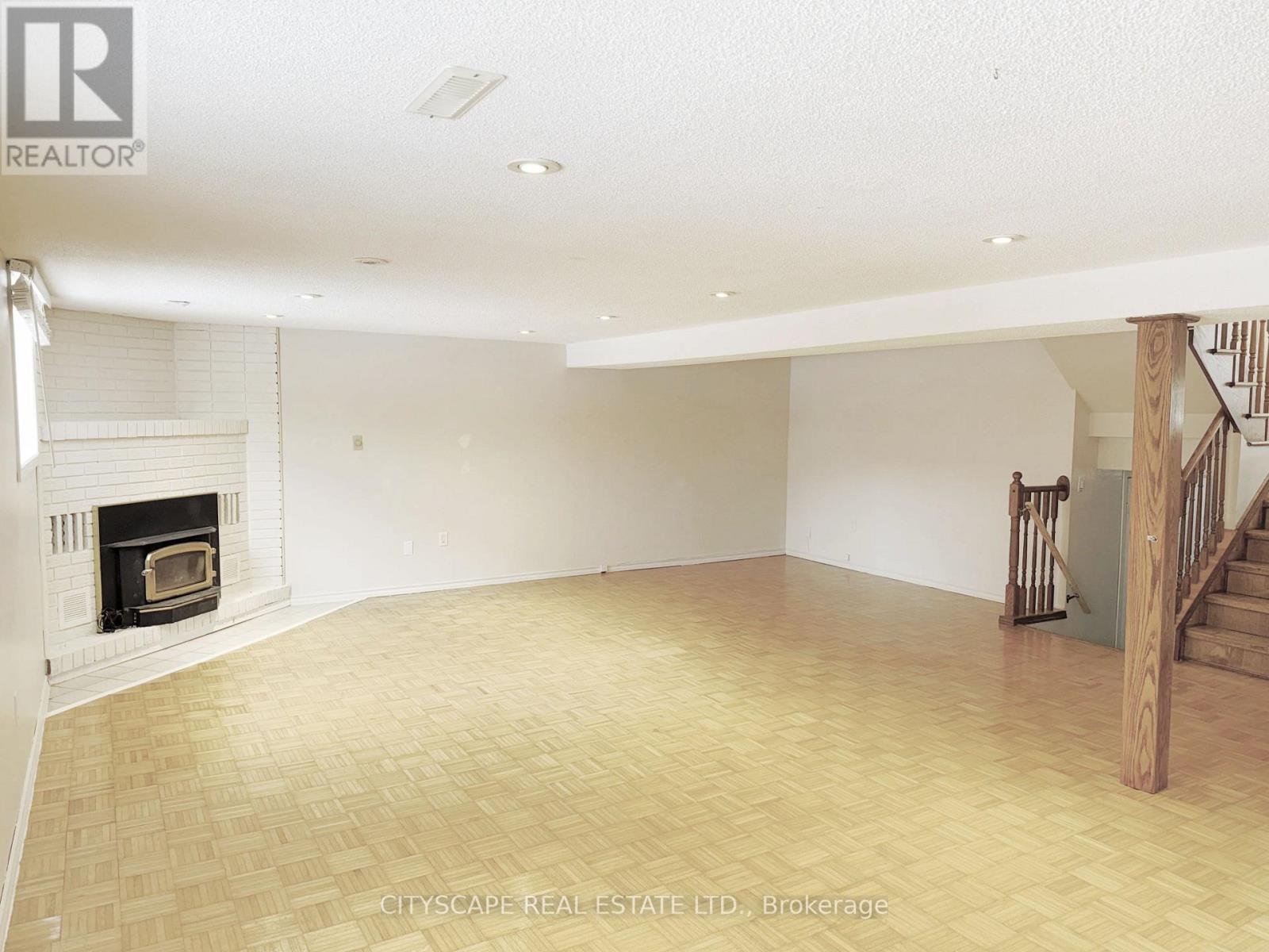 7 Quincy Court, Hamilton, Ontario  L8W 2T4 - Photo 27 - X13814318