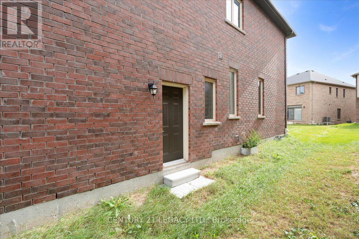 12 Shrubsall Street, Cambridge, Ontario  N1T 0G9 - Photo 30 - X13814328