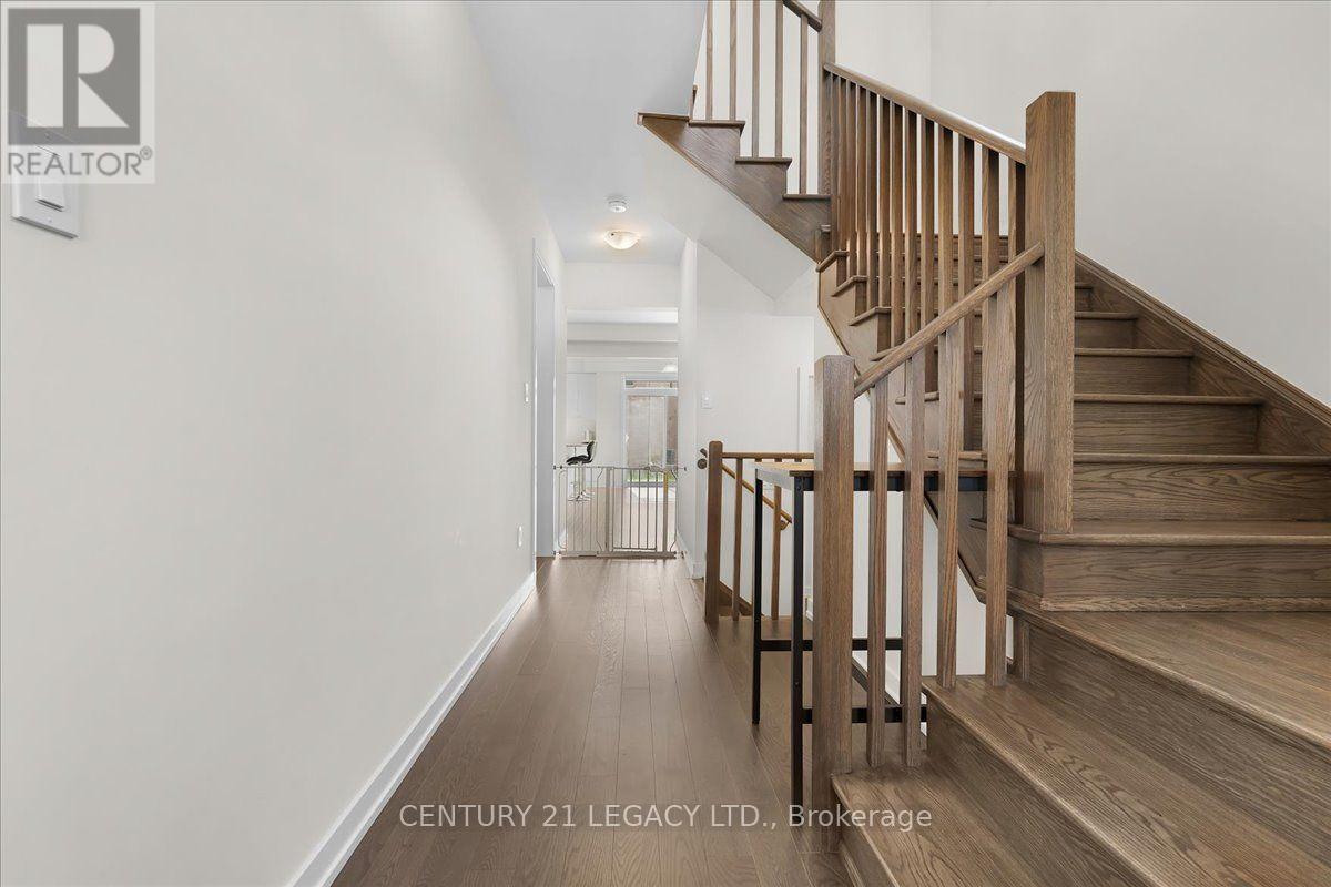 12 Shrubsall Street, Cambridge, Ontario  N1T 0G9 - Photo 4 - X13814328