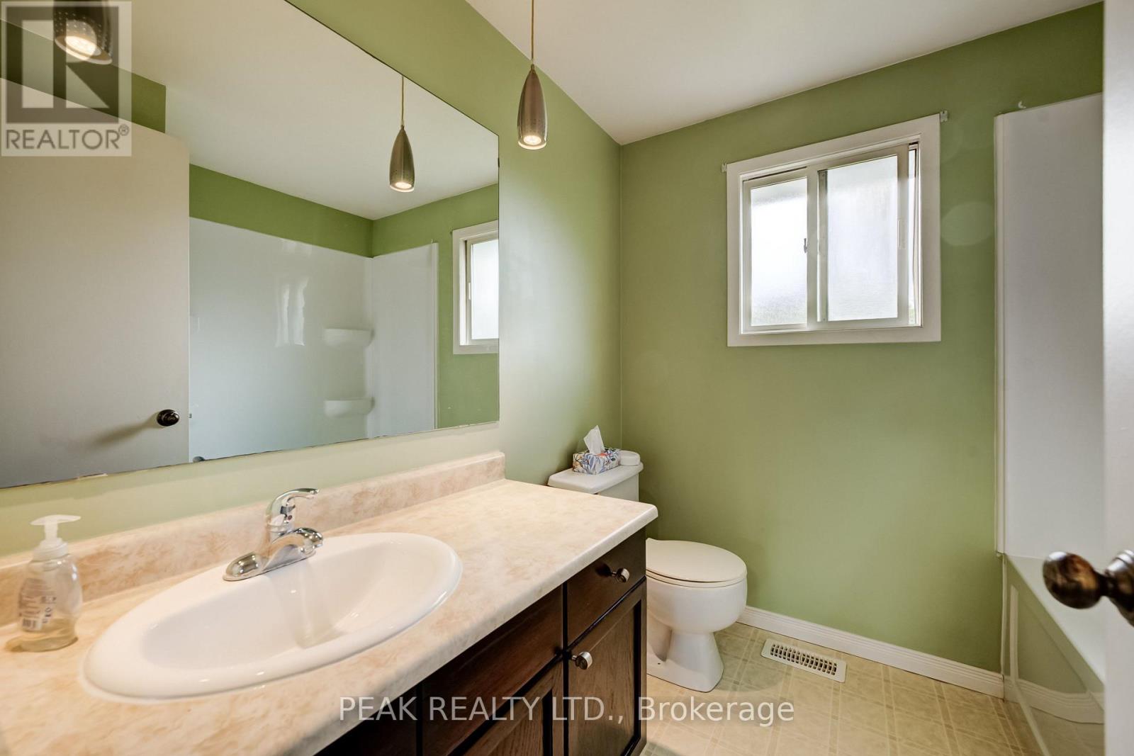 102 Bloomingdale Road N, Kitchener, Ontario  N2K 1A2 - Photo 19 - X13814350