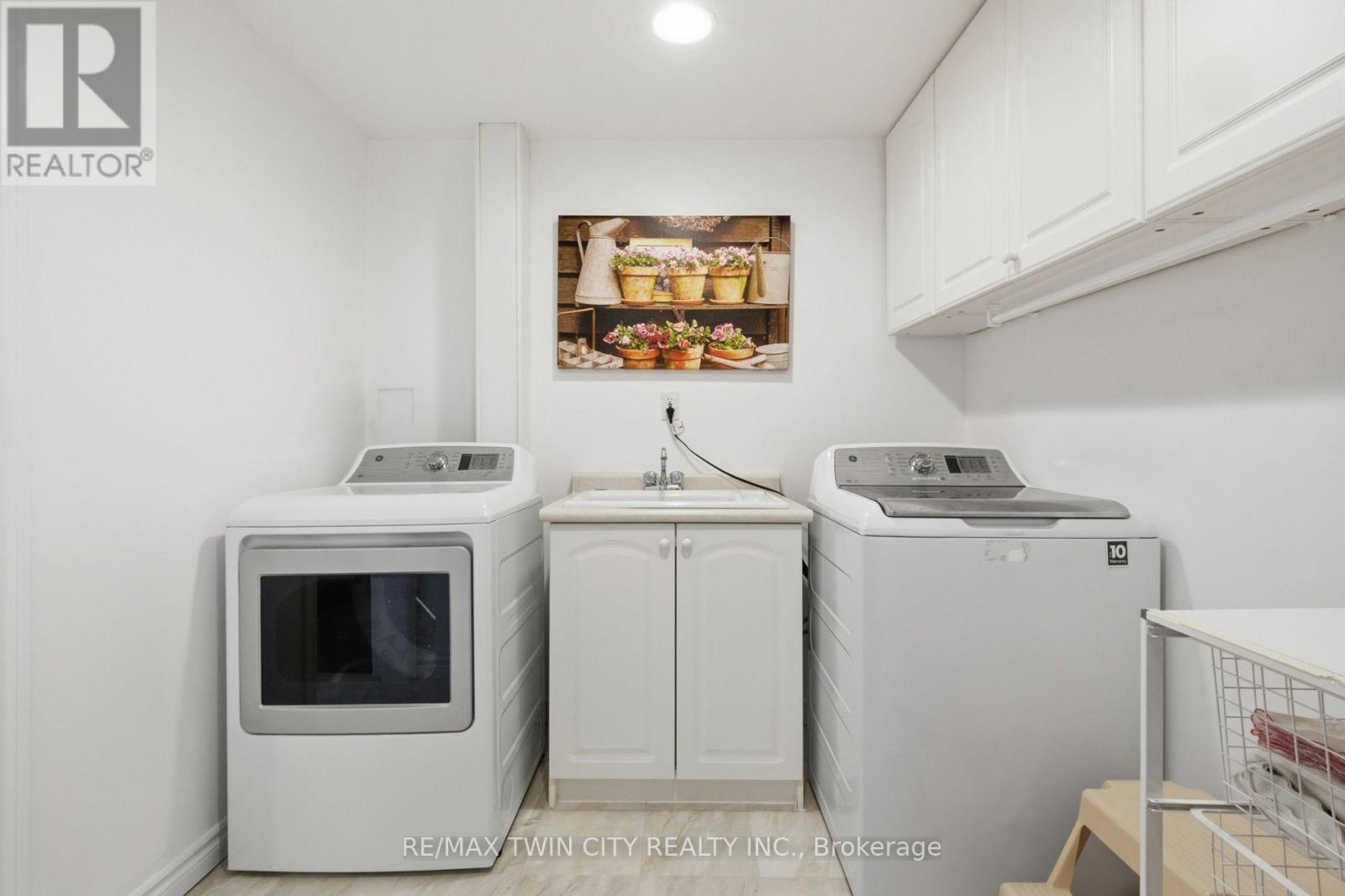 1 - 10 Isherwood Avenue, Cambridge, Ontario  N1R 8L5 - Photo 26 - X13814394