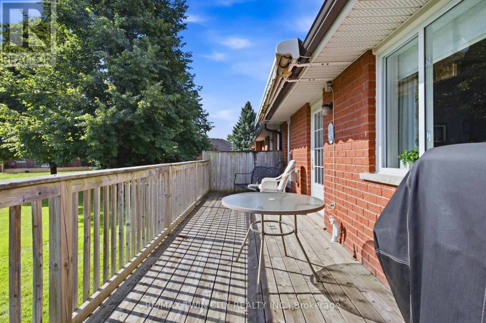 1 - 10 Isherwood Avenue, Cambridge, Ontario  N1R 8L5 - Photo 30 - X13814394