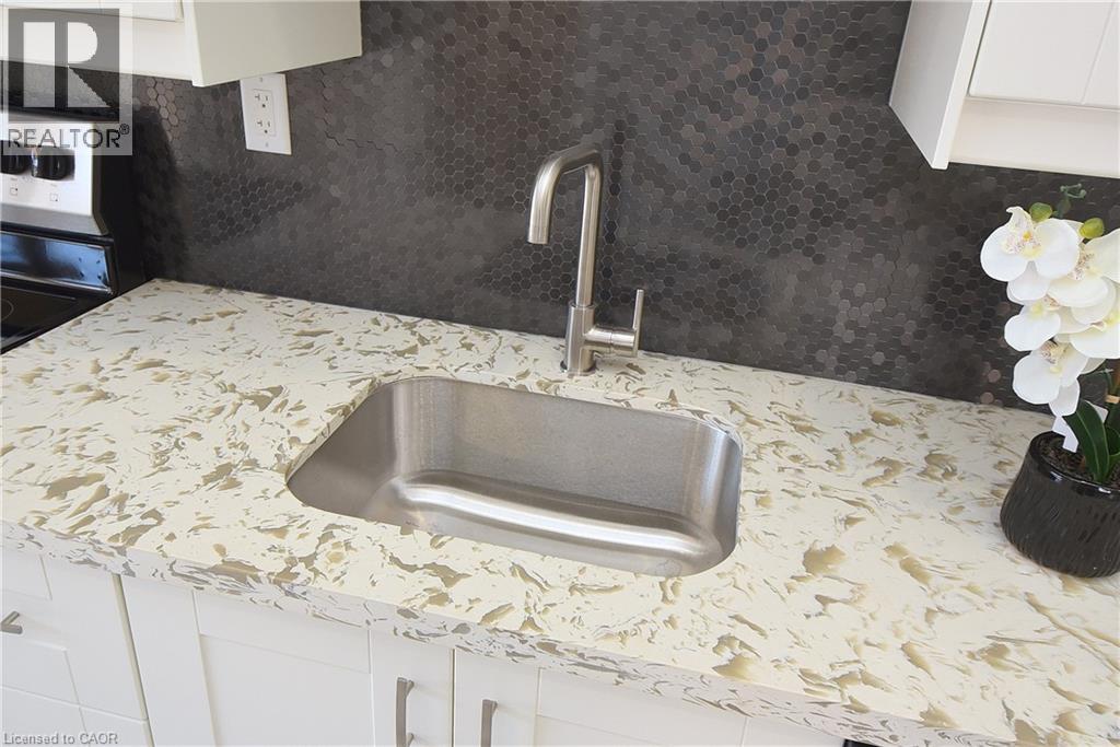 76 Burlington Street E, Hamilton, Ontario  L8L 4G6 - Photo 7 - 40865523