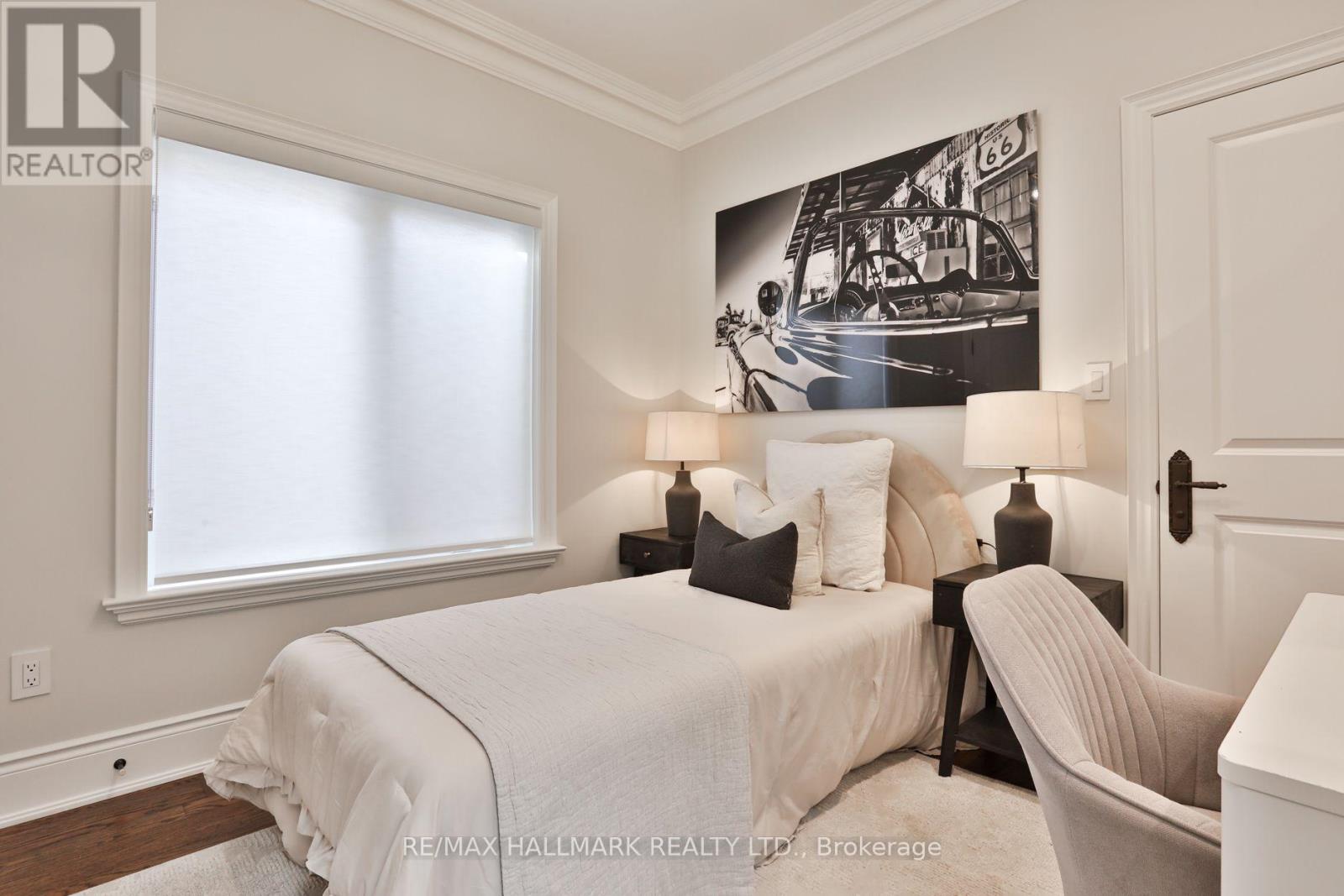 340 St Germain Avenue, Toronto, Ontario  M5M 1W5 - Photo 24 - C13814010