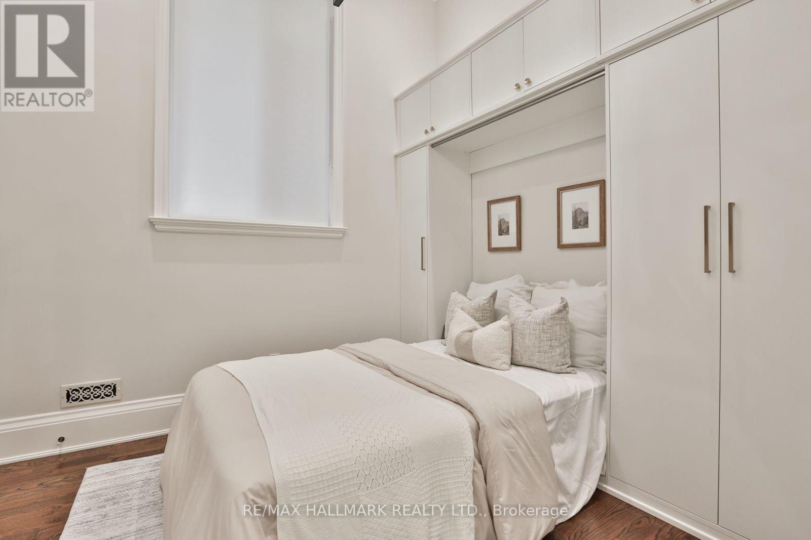340 St Germain Avenue, Toronto, Ontario  M5M 1W5 - Photo 34 - C13814010