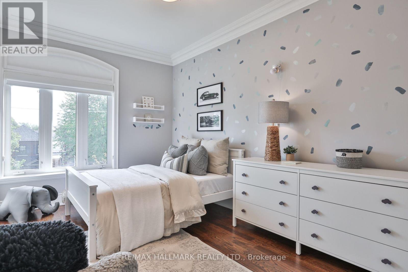 340 St Germain Avenue, Toronto, Ontario  M5M 1W5 - Photo 26 - C13814010