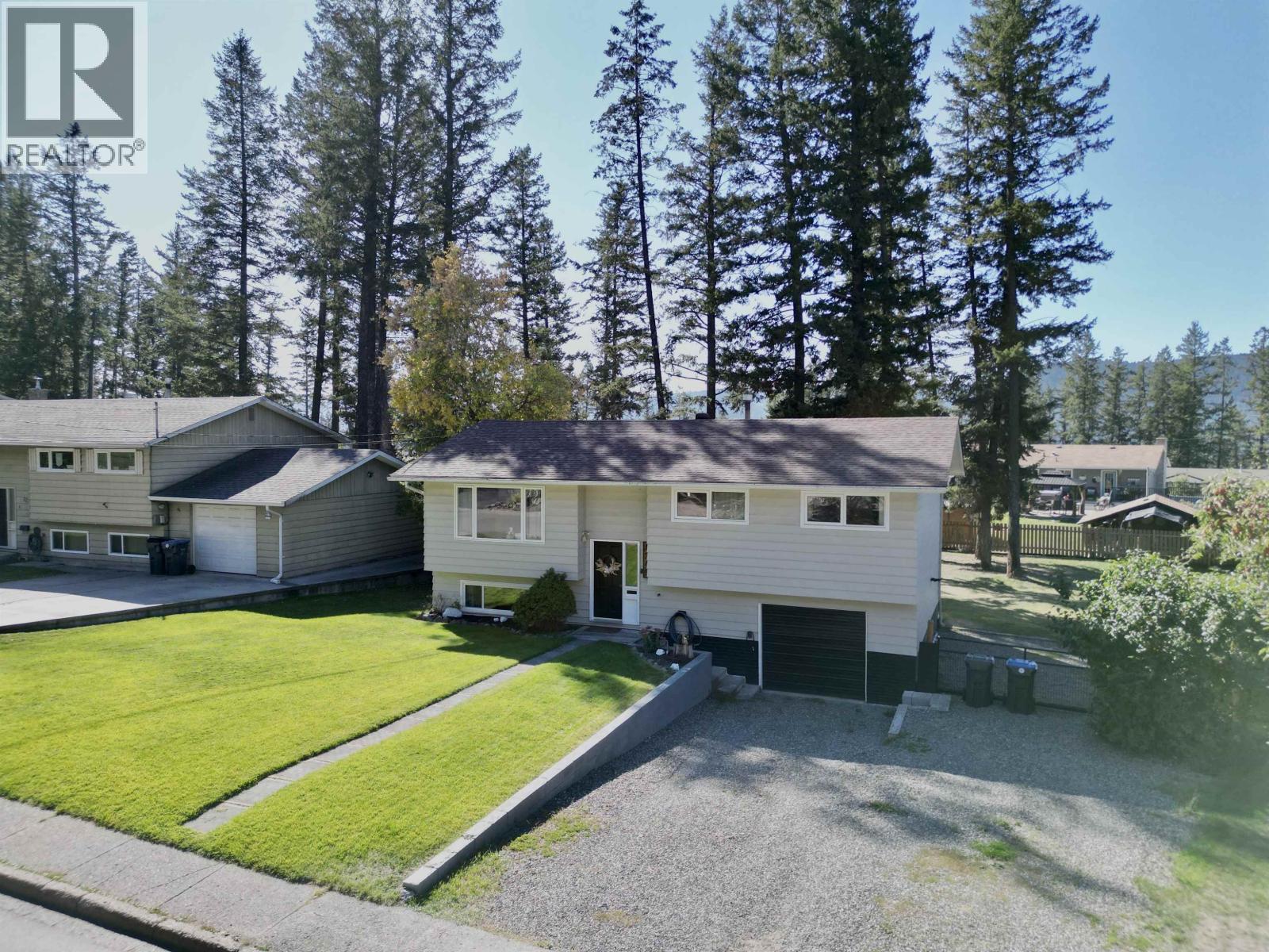 1245 N Twelfth Avenue, Williams Lake, British Columbia  V2G 2N9 - Photo 3 - R3168164
