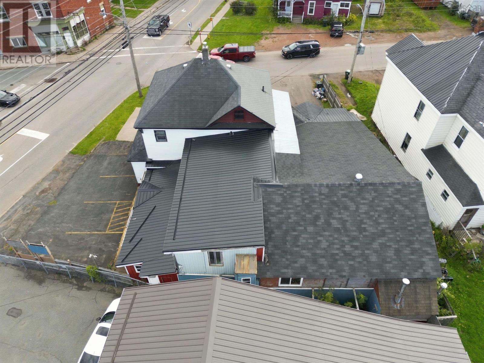 14 Spring Street, Amherst, Nova Scotia  B4H 1R5 - Photo 6 - 202624024