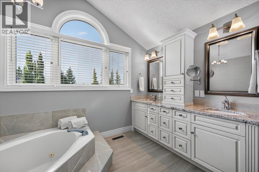 451 Hawkview Manor Circle NW, Calgary, Alberta  T3G 2Z2 - Photo 29 - A2343377