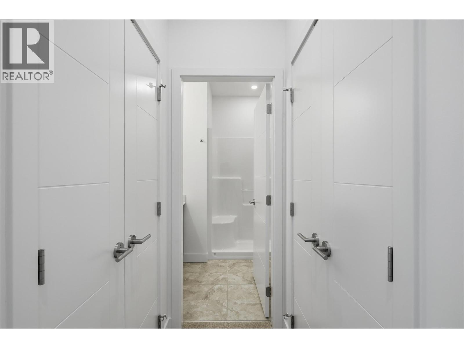 2050 Grasslands Boulevard Unit# 135, Kamloops, British Columbia  V2B 0A6 - Photo 16 - 10400140