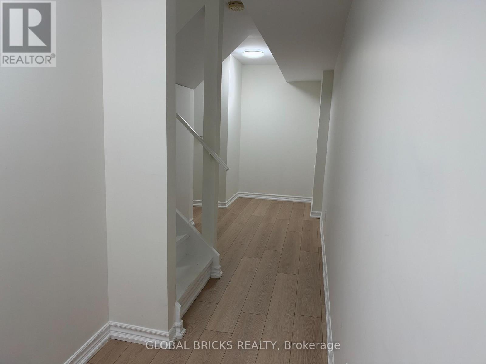 1049 Kennedy Circle, Milton (Be Beaty), Ontario  L9T 5S5 - Photo 14 - W13811452