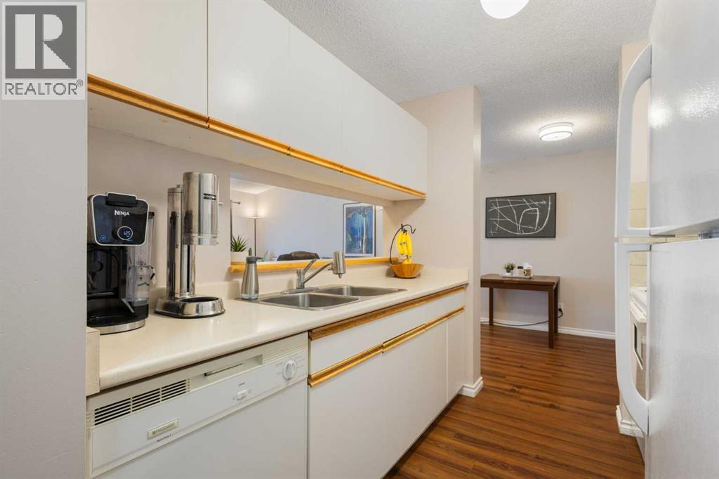 413, 33 Arbour Grove Close NW, Calgary, Alberta  T3G 4K2 - Photo 4 - A2347277