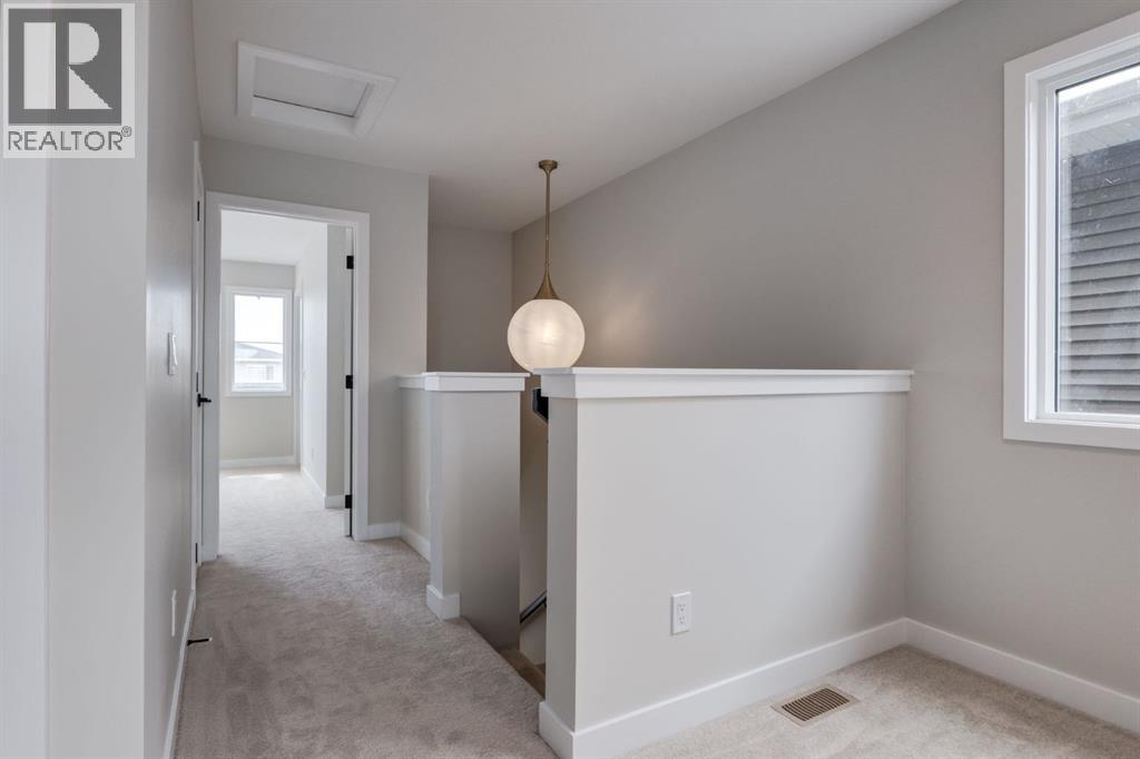 823 Sora Boulevard SE, Calgary, Alberta  T3S 0M1 - Photo 6 - A2347286