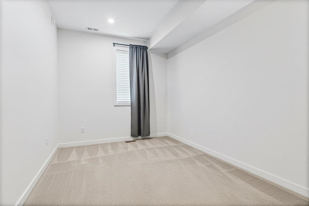 503 45500 MARKET WAY|Garrison Crossing photo 15