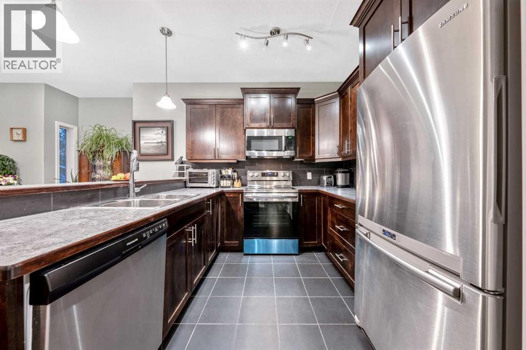 43 Arbours Circle NW, Langdon, Alberta  T0J 1X2 - Photo 9 - A2324848