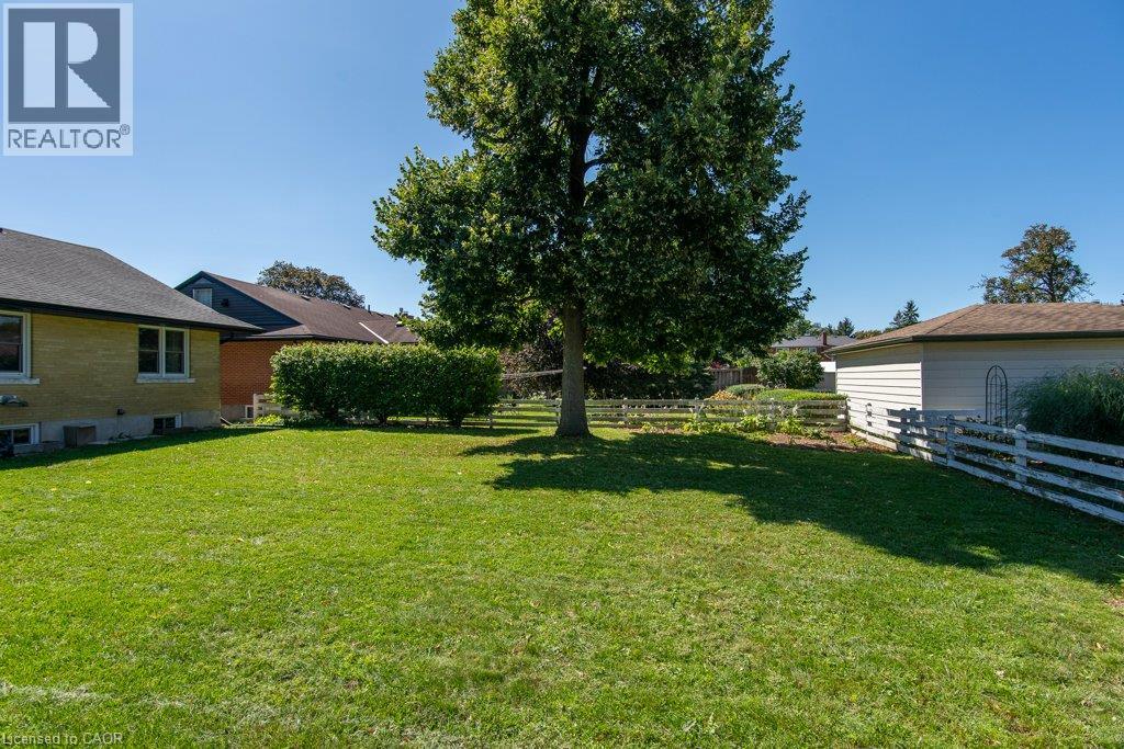 96 Wedgewood Drive, Kitchener, Ontario  N2B 1E7 - Photo 36 - 40863158