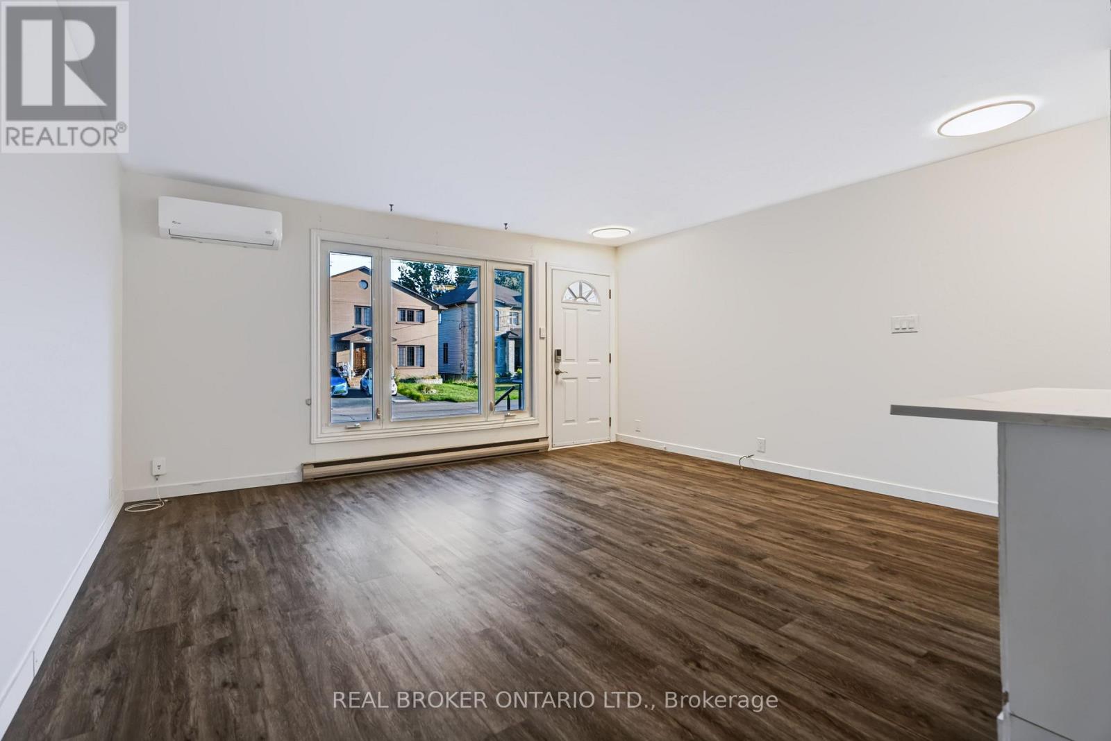 A - 1525 Rosebella Avenue, Ottawa, Ontario  K1T 1E7 - Photo 4 - X13814596