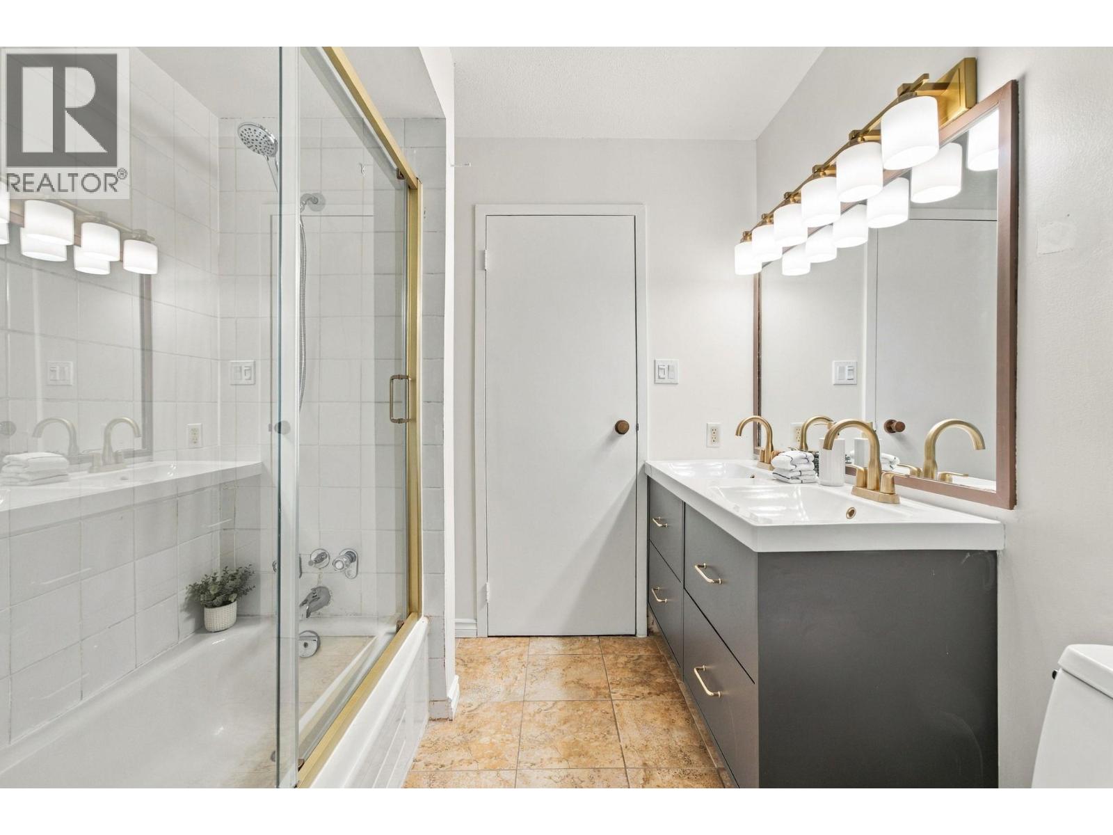 picture 24