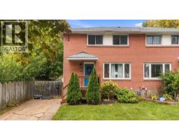 819 ELIZABETH AVENUE, Sarnia, Ontario