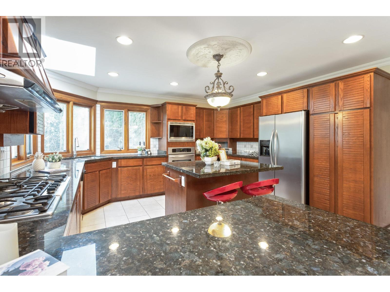 8480 Sunnywood Drive, Richmond, British Columbia  V6Y 3G5 - Photo 10 - R3168157