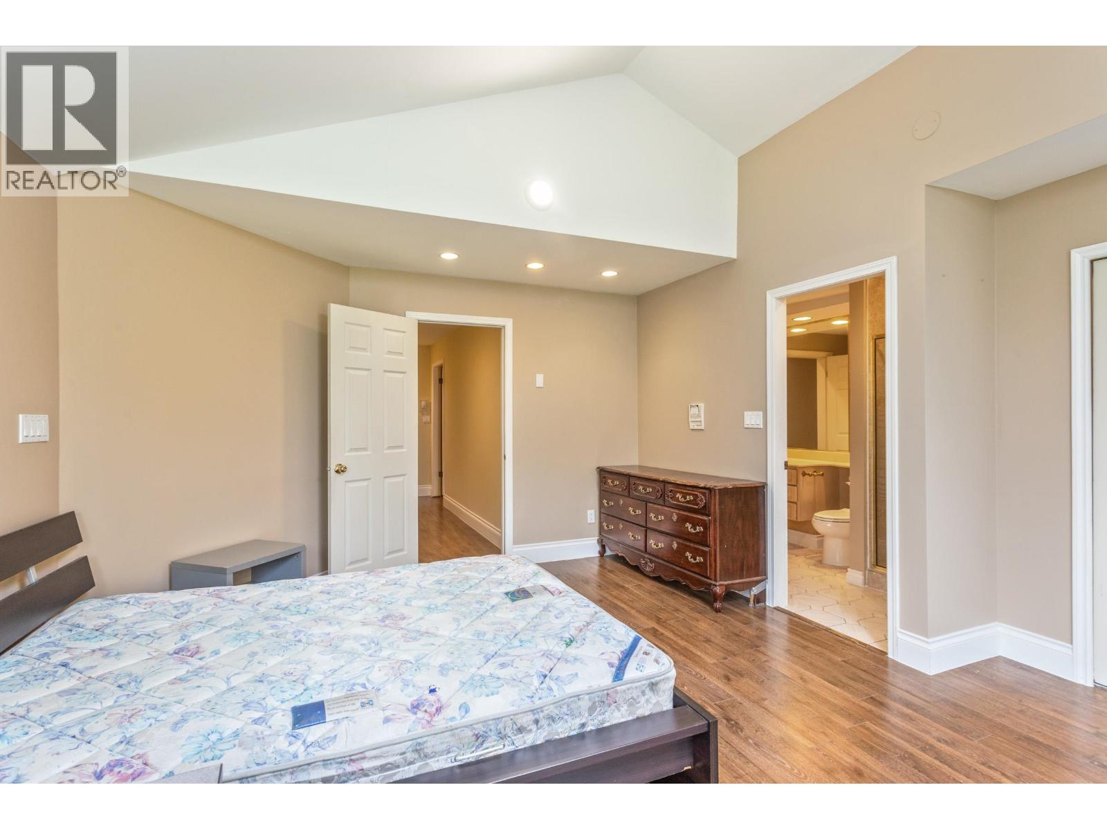 8480 Sunnywood Drive, Richmond, British Columbia  V6Y 3G5 - Photo 18 - R3168157