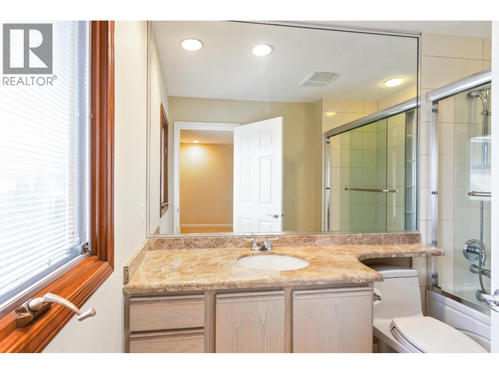 8480 Sunnywood Drive, Richmond, British Columbia  V6Y 3G5 - Photo 25 - R3168157