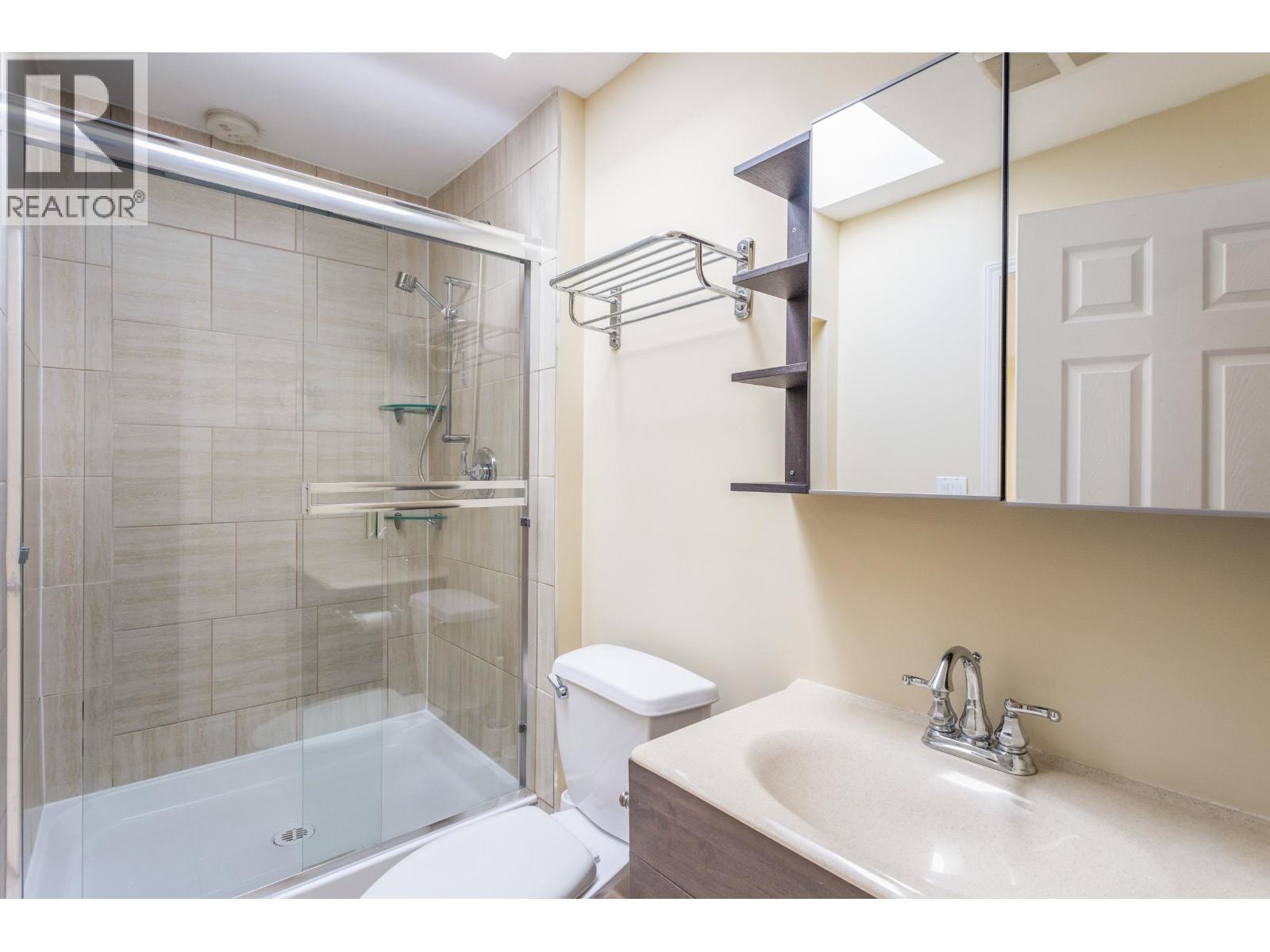 8480 Sunnywood Drive, Richmond, British Columbia  V6Y 3G5 - Photo 33 - R3168157