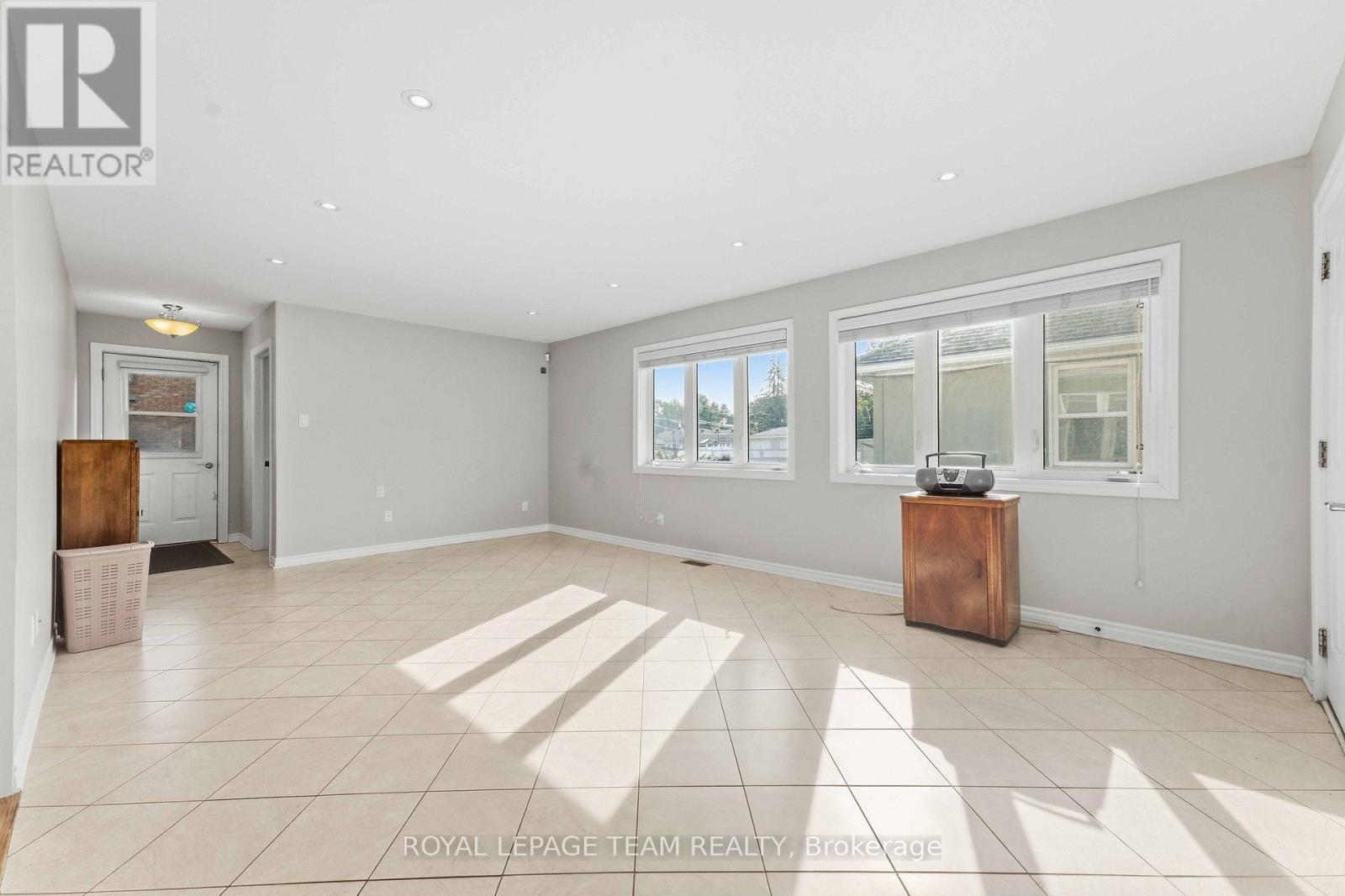 1515 Valmarie Avenue, Ottawa, Ontario  K2C 1V7 - Photo 21 - X13814454
