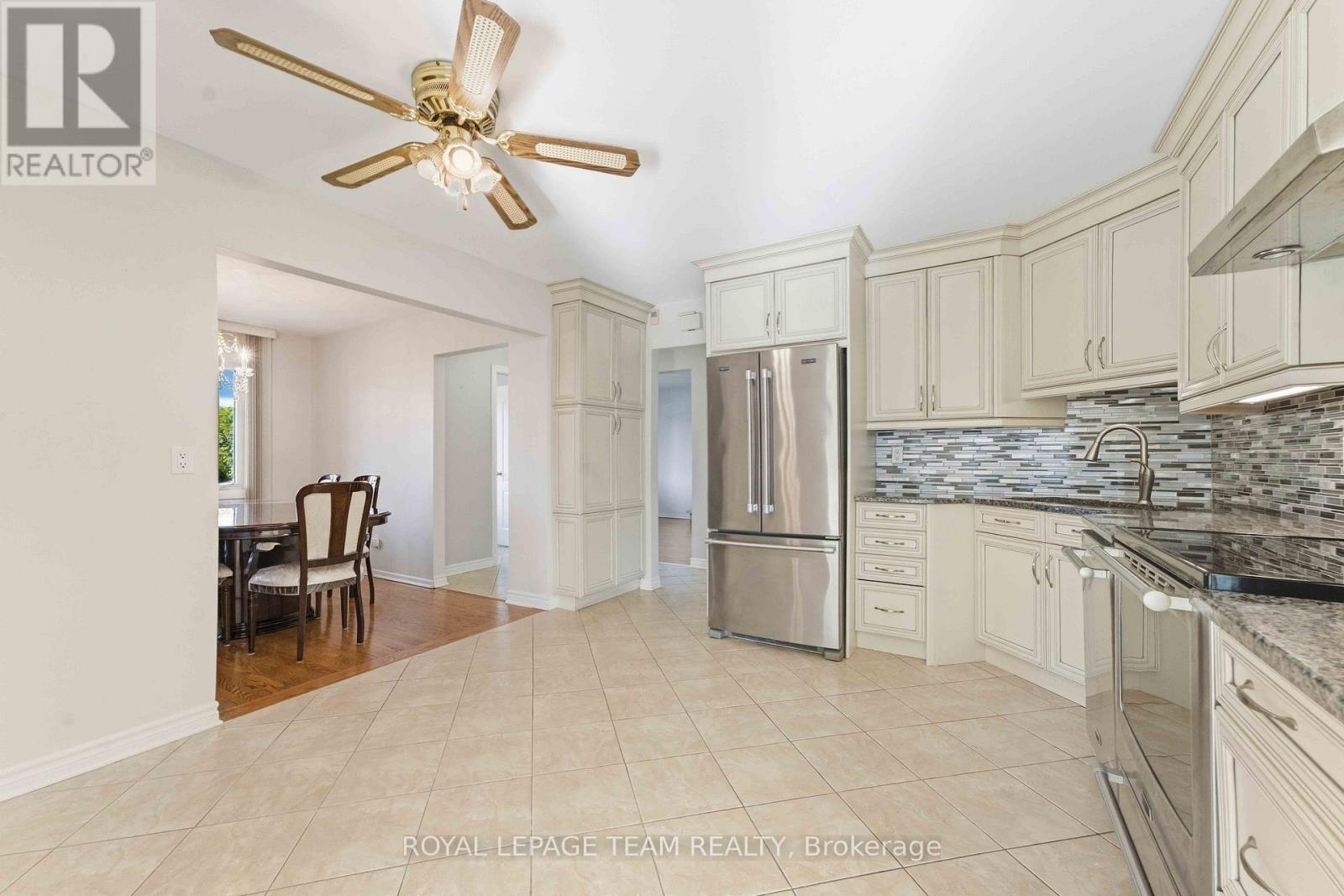 1515 Valmarie Avenue, Ottawa, Ontario  K2C 1V7 - Photo 20 - X13814454